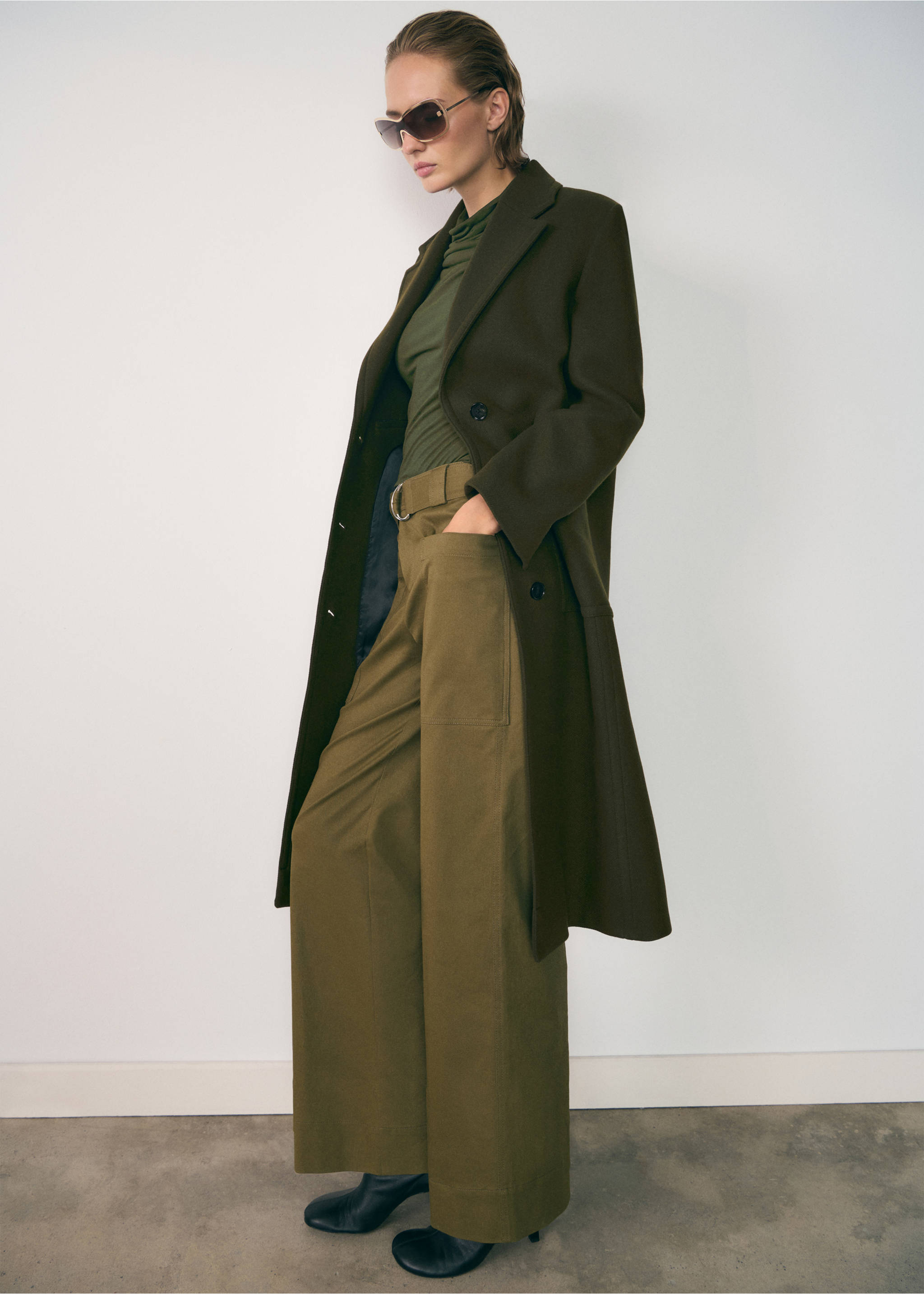 Round-neck long-sleeved t-shirt - General plane, Khaki. Ref: 77047718-00.