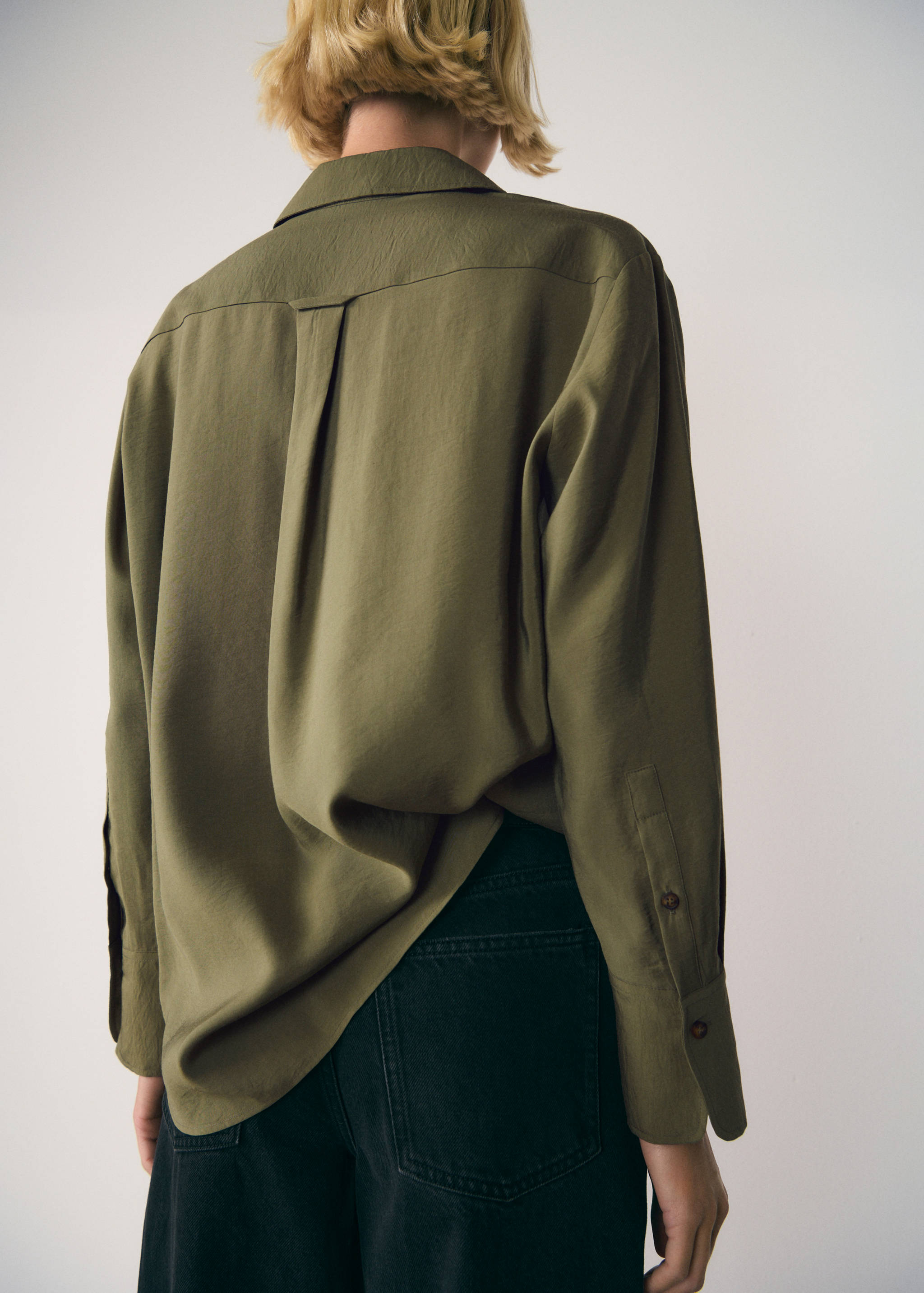 Pocket modal shirt - Reverse of the article