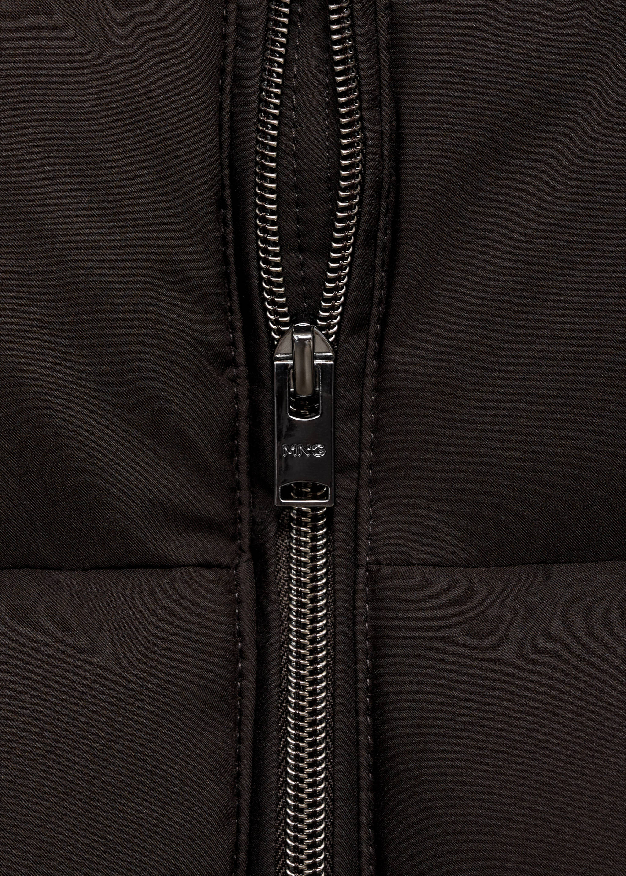 Water-repellent quilted vest - Details of the article 8