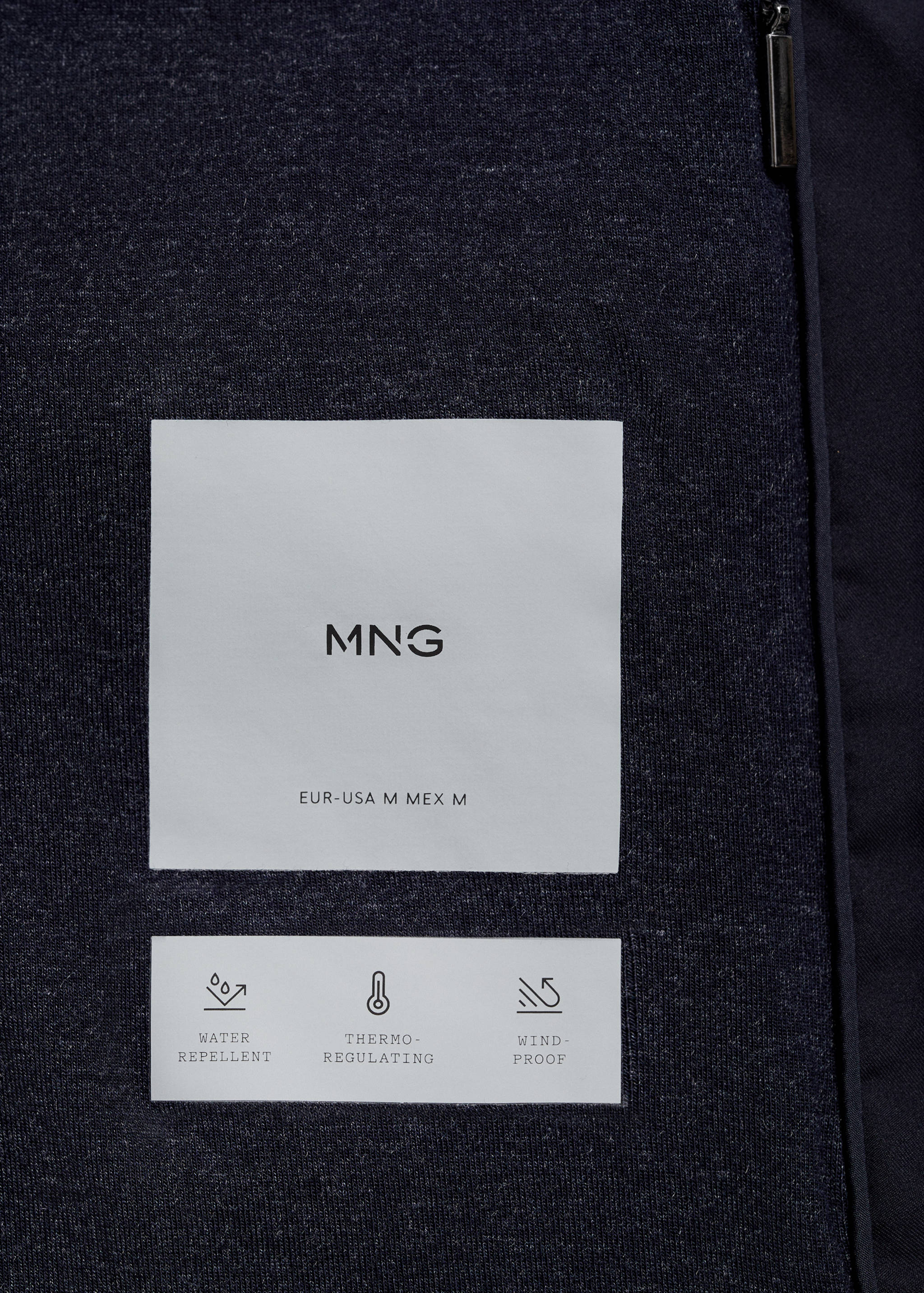 Water-repellent quilted vest - Details of the article 0