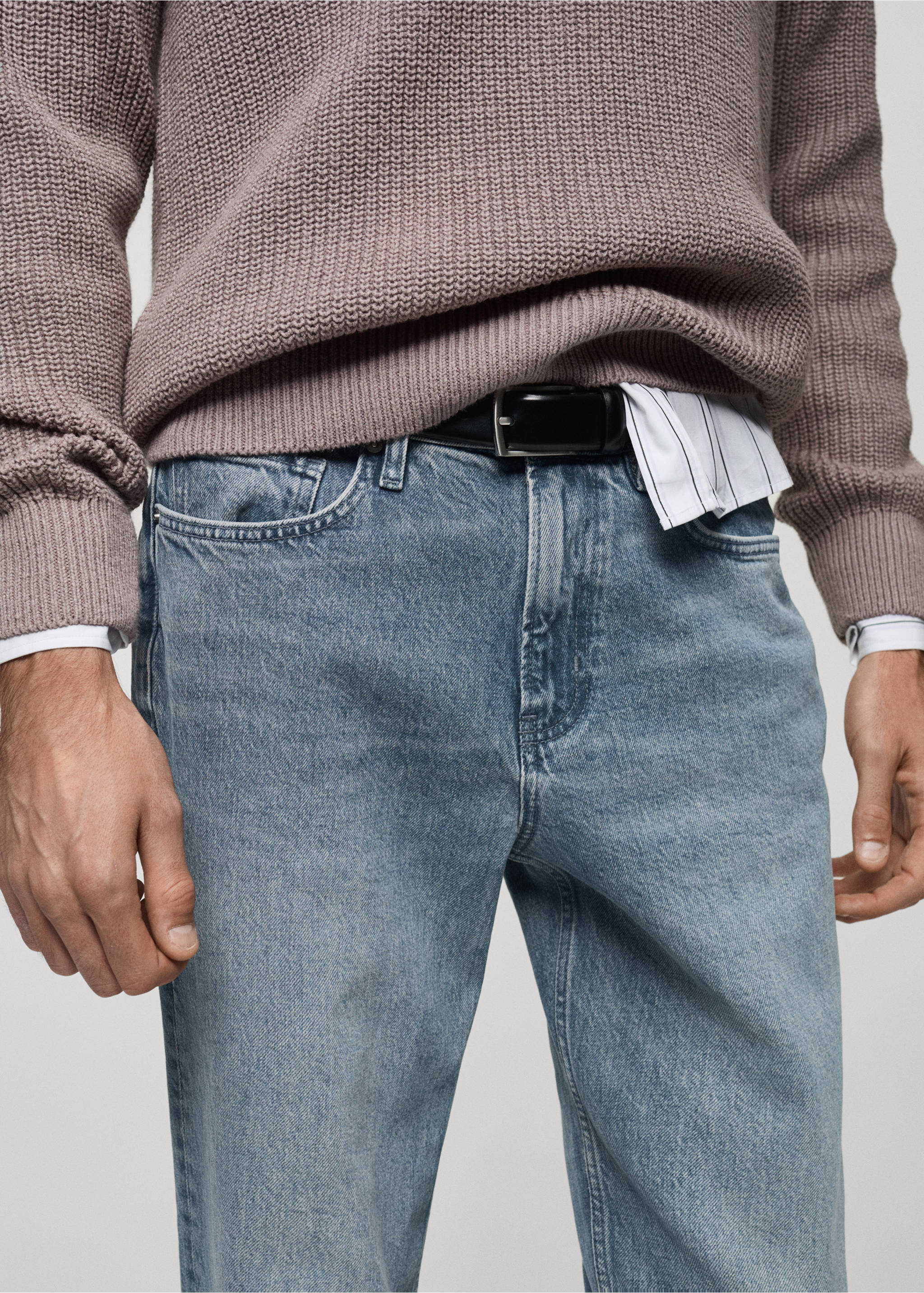 Regular-Fit-Jeans im Used-Look - Detail des Artikels 1, Petrolblau. Ref: 77047913-00.