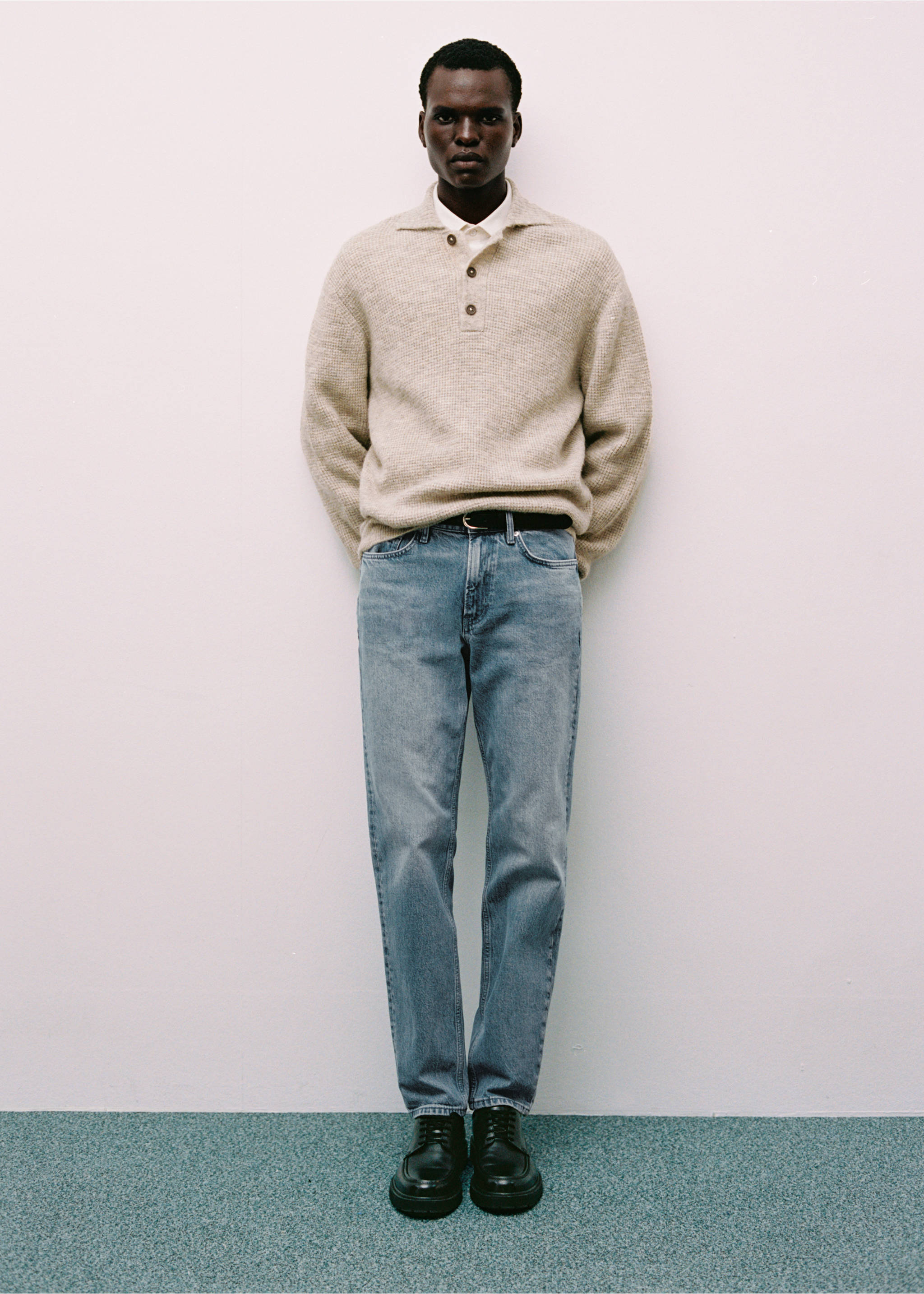 Regular-Fit-Jeans im Used-Look - Detail des Artikels 3, Petrolblau. Ref: 77047913-00.