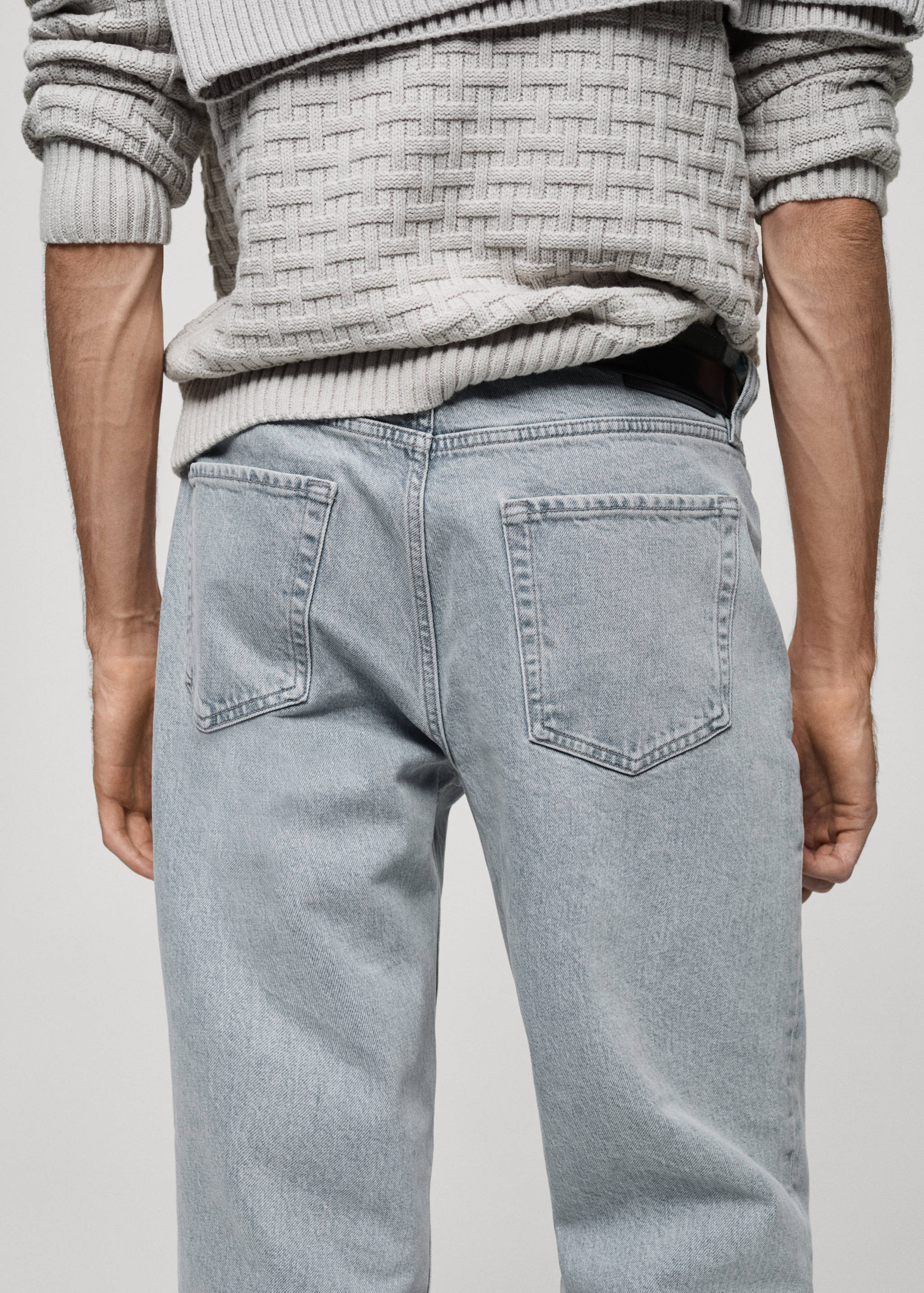 Regular-fit jeans in light wash - Details of the article 6