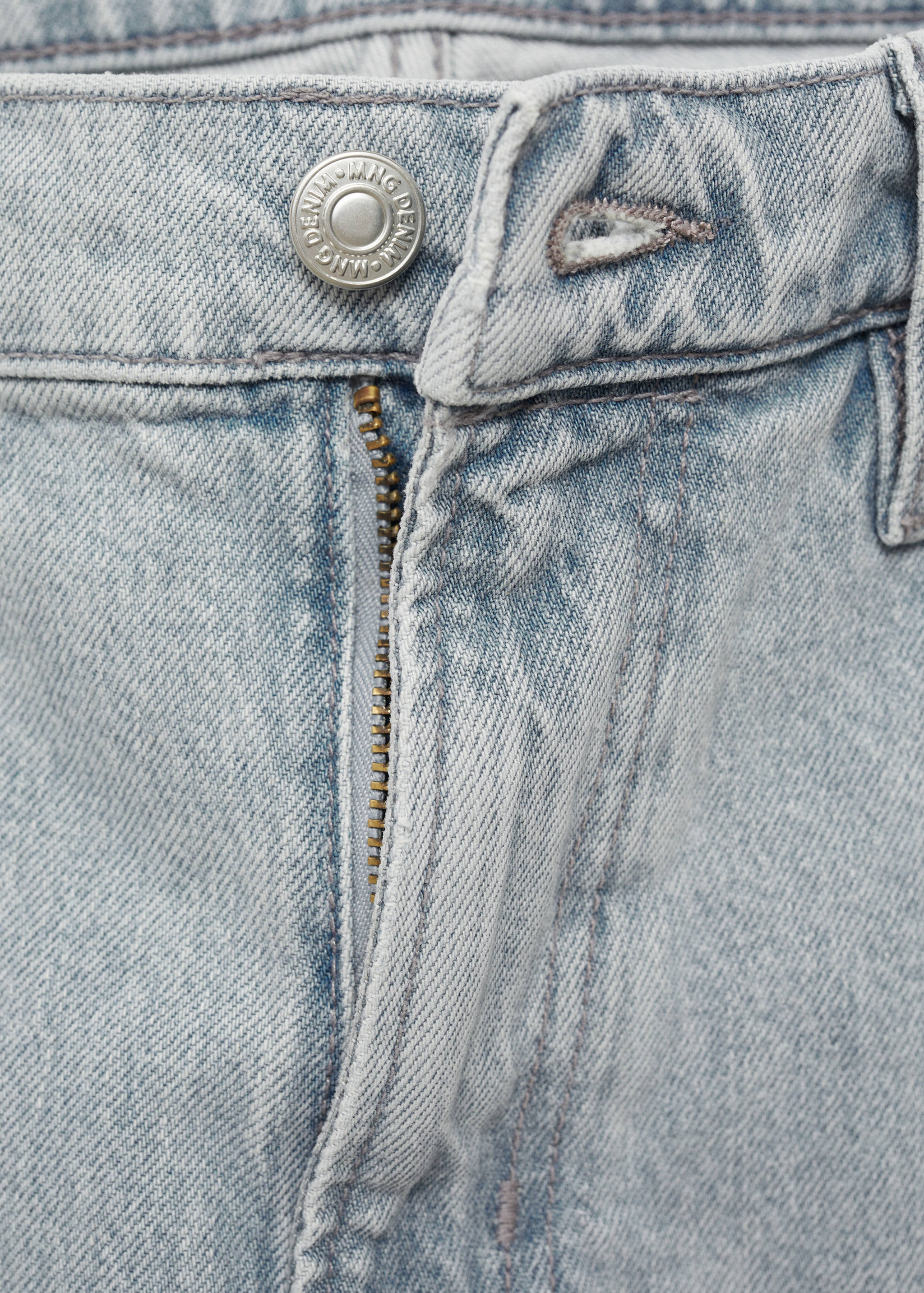 Regular-fit jeans in light wash - Details of the article 8