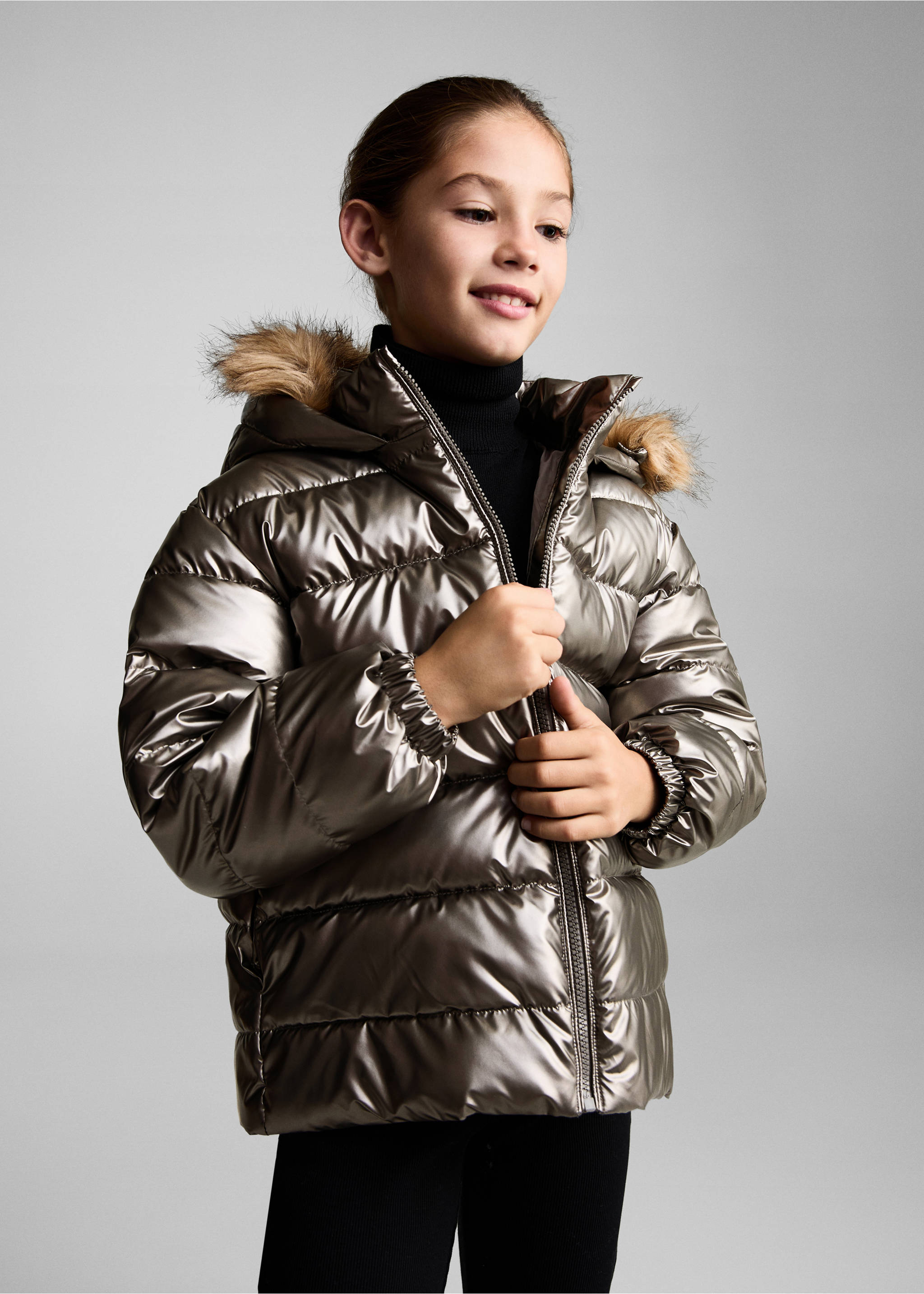 Metallic puffer jacket - Medium plane, Dark Silver. Ref: 77047920-00.
