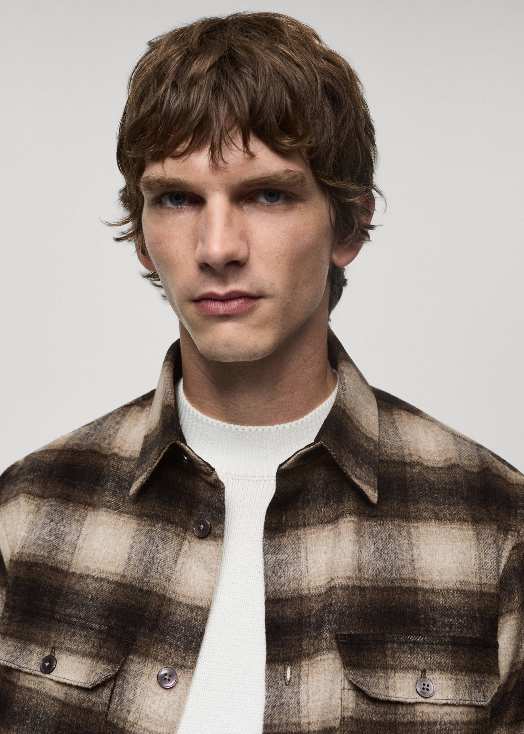 Wełniana koszula wierzchnia w kratę - Szczegóły artykułu 1