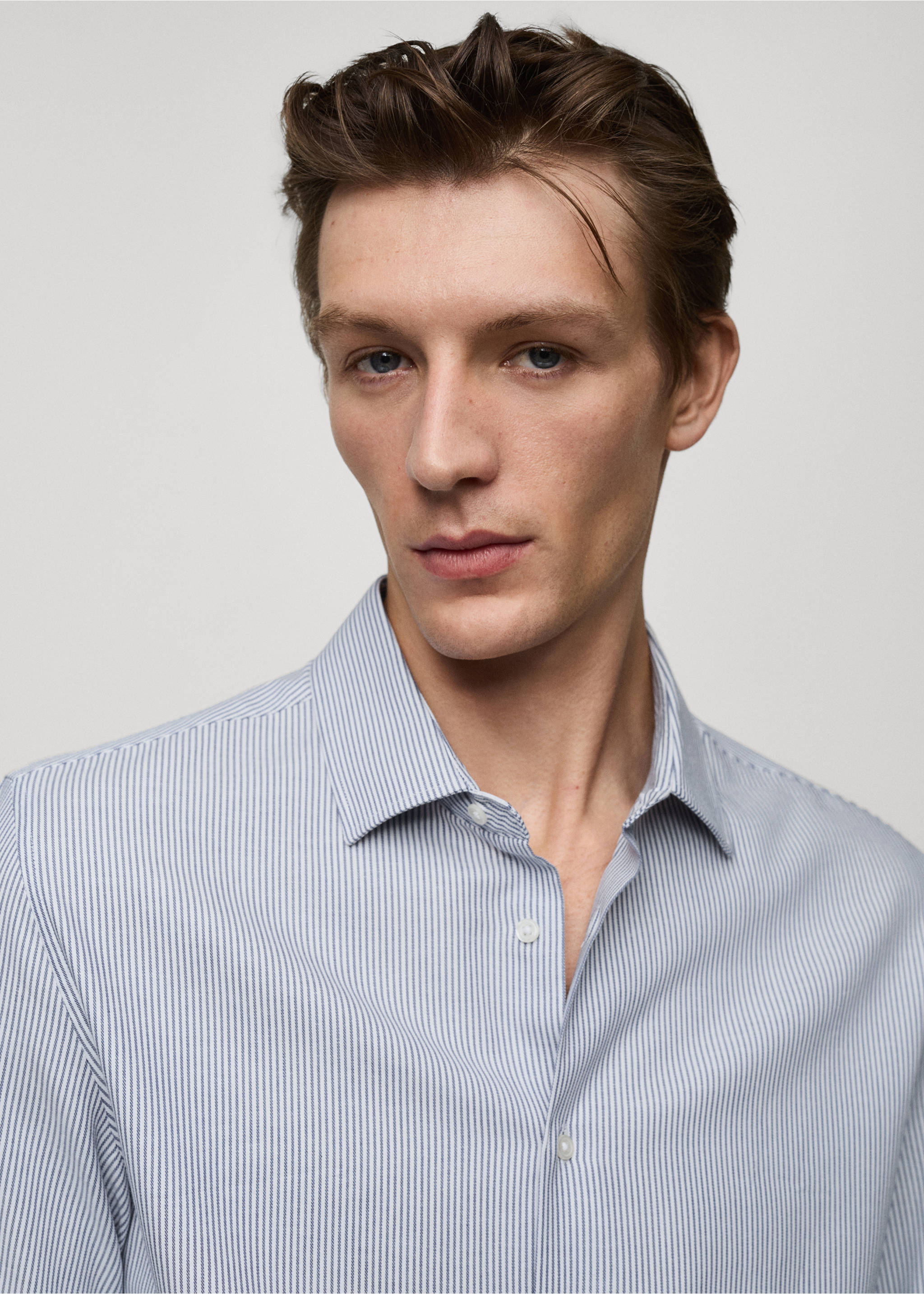 100% cotton flannel stripe shirt - Details of the article 1, Ink Blue. Ref: 77047925-00.