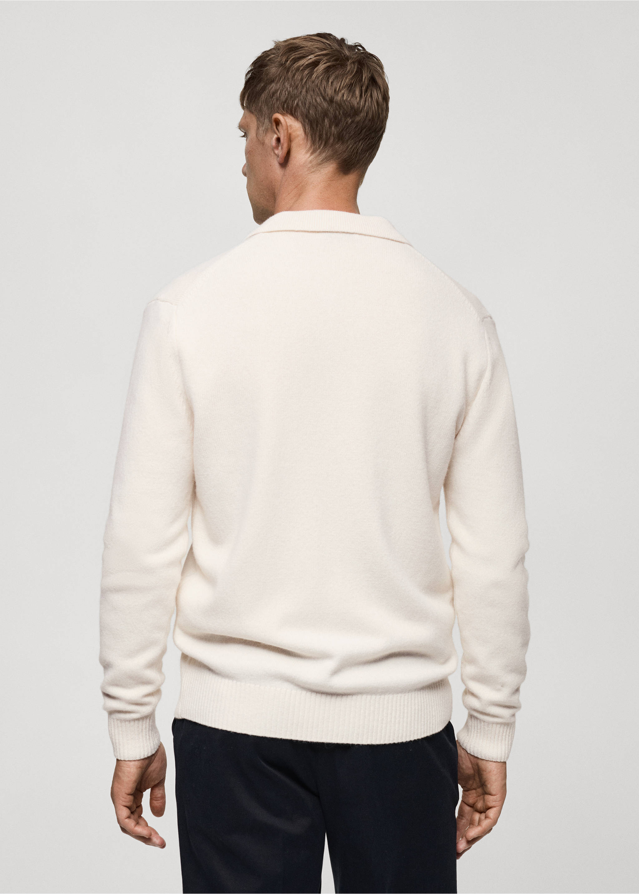 Woll-Cardigan mit Rippmuster - Rückseite des Artikels, Cremeweiß. Ref: 77047928-00.