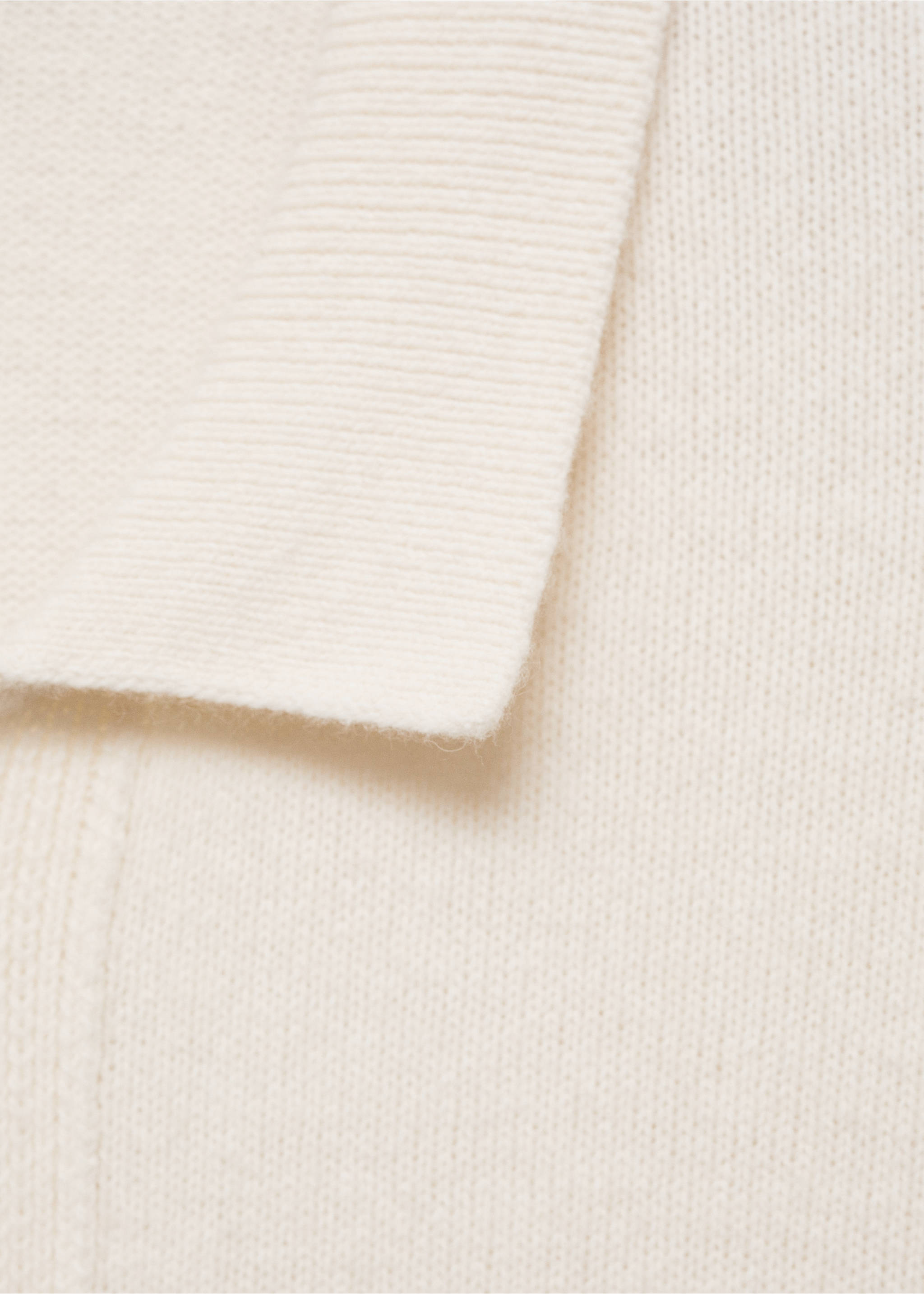 Woll-Cardigan mit Rippmuster - Detail des Artikels 8, Cremeweiß. Ref: 77047928-00.