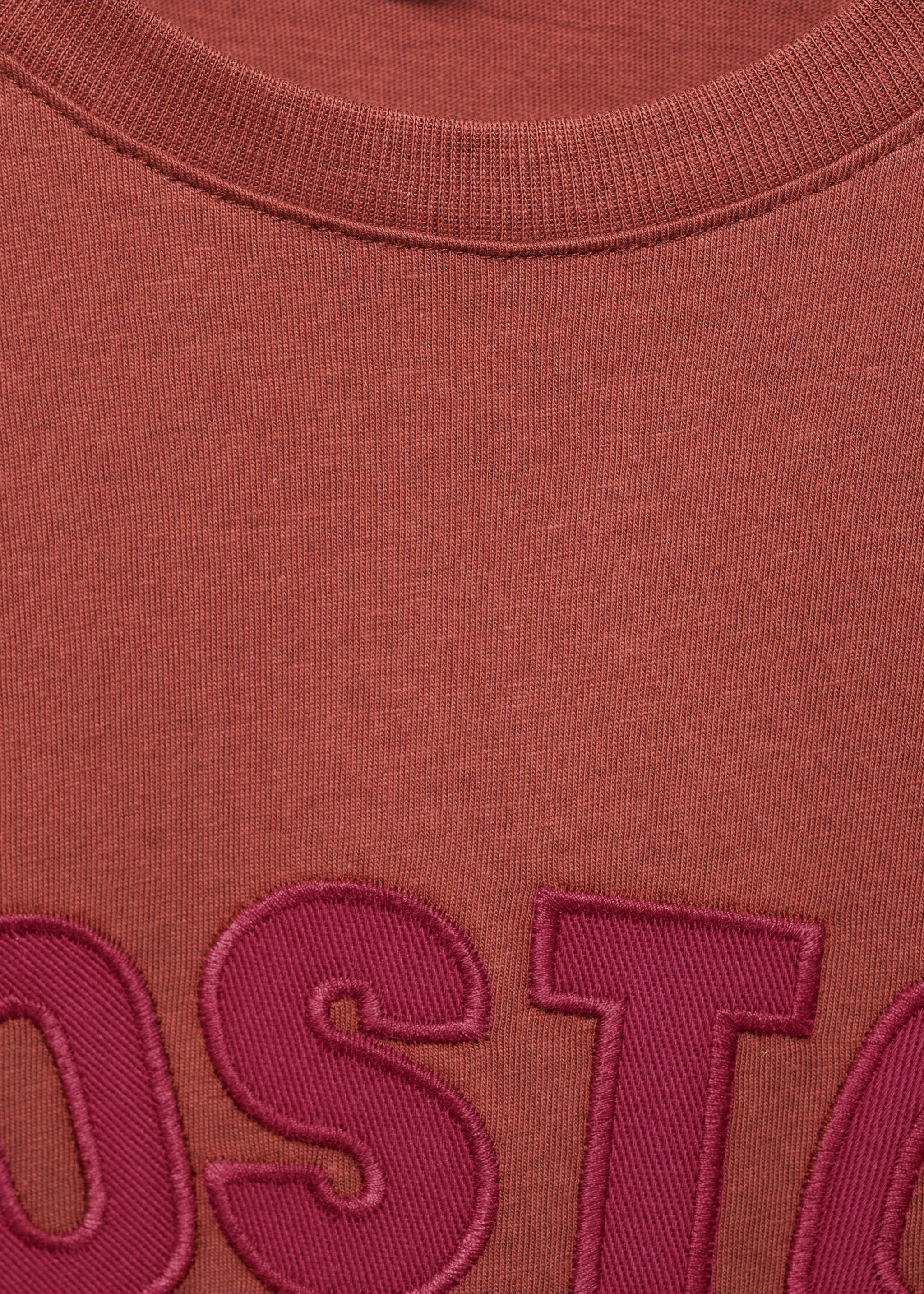 Printed detail T-shirt - Details of the article 0, Cherry. Ref: 77047935-00.
