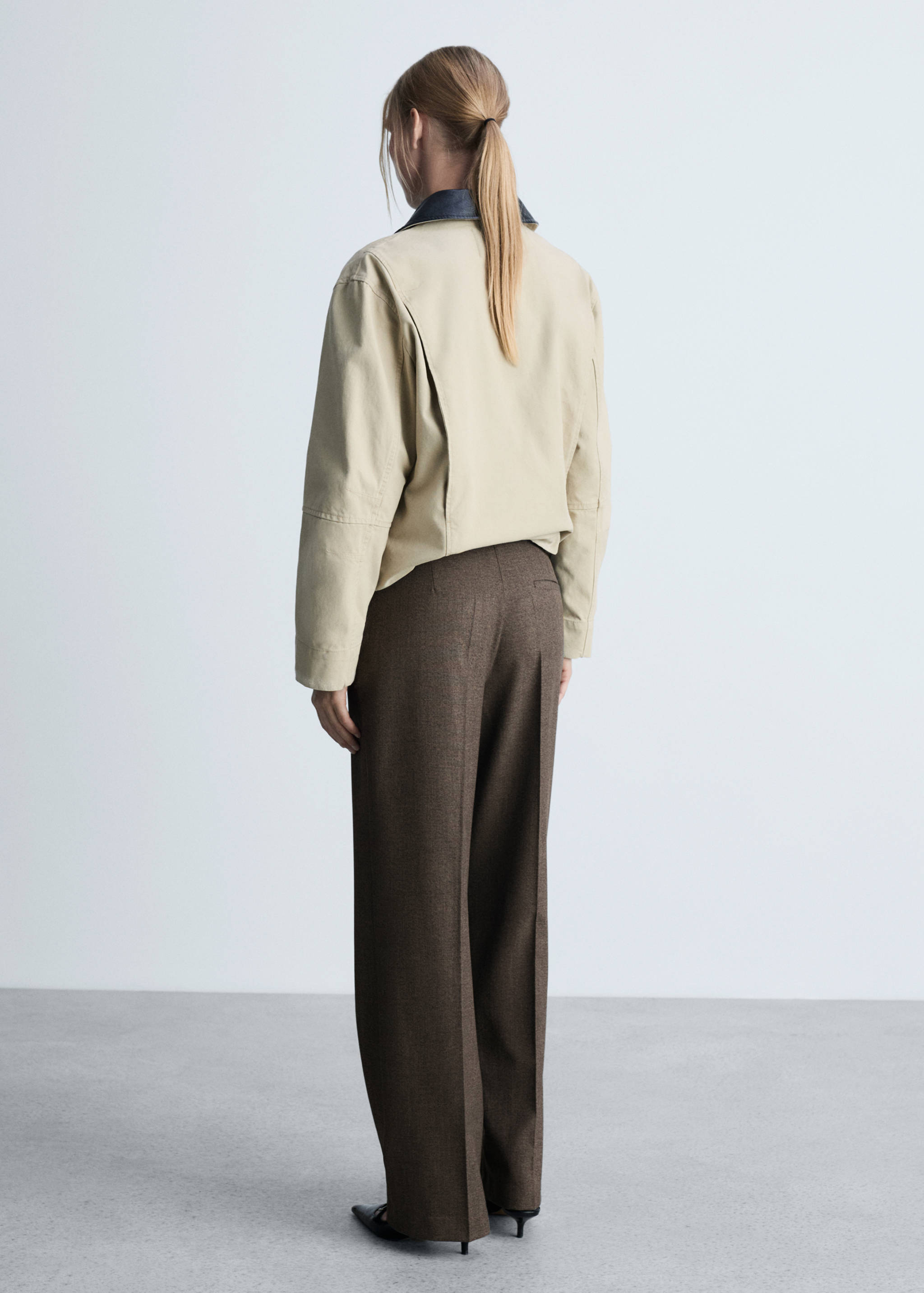 Flowy straight-fit trousers - Reverse of the article