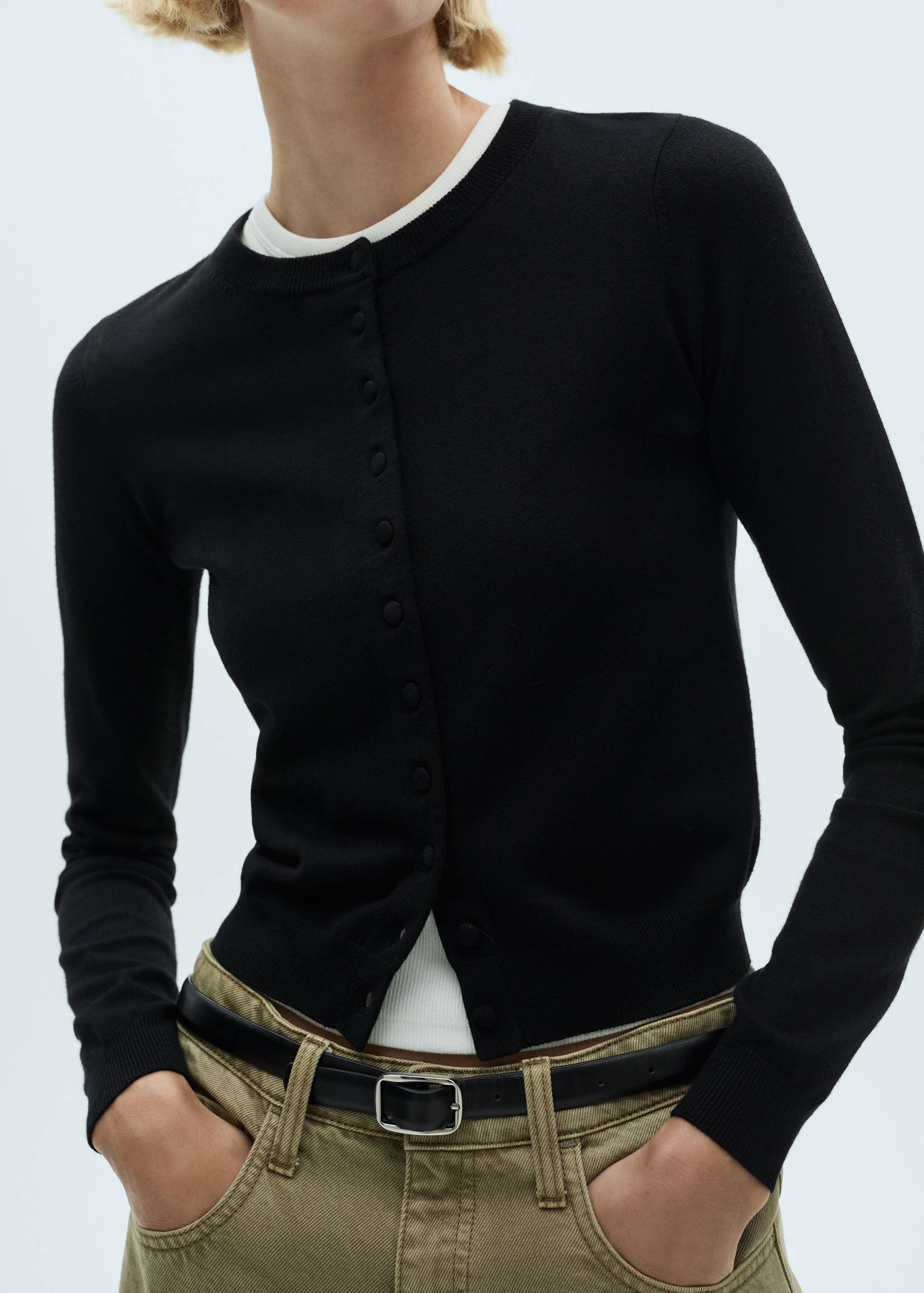 Cárdigan punto fino - Plano medio