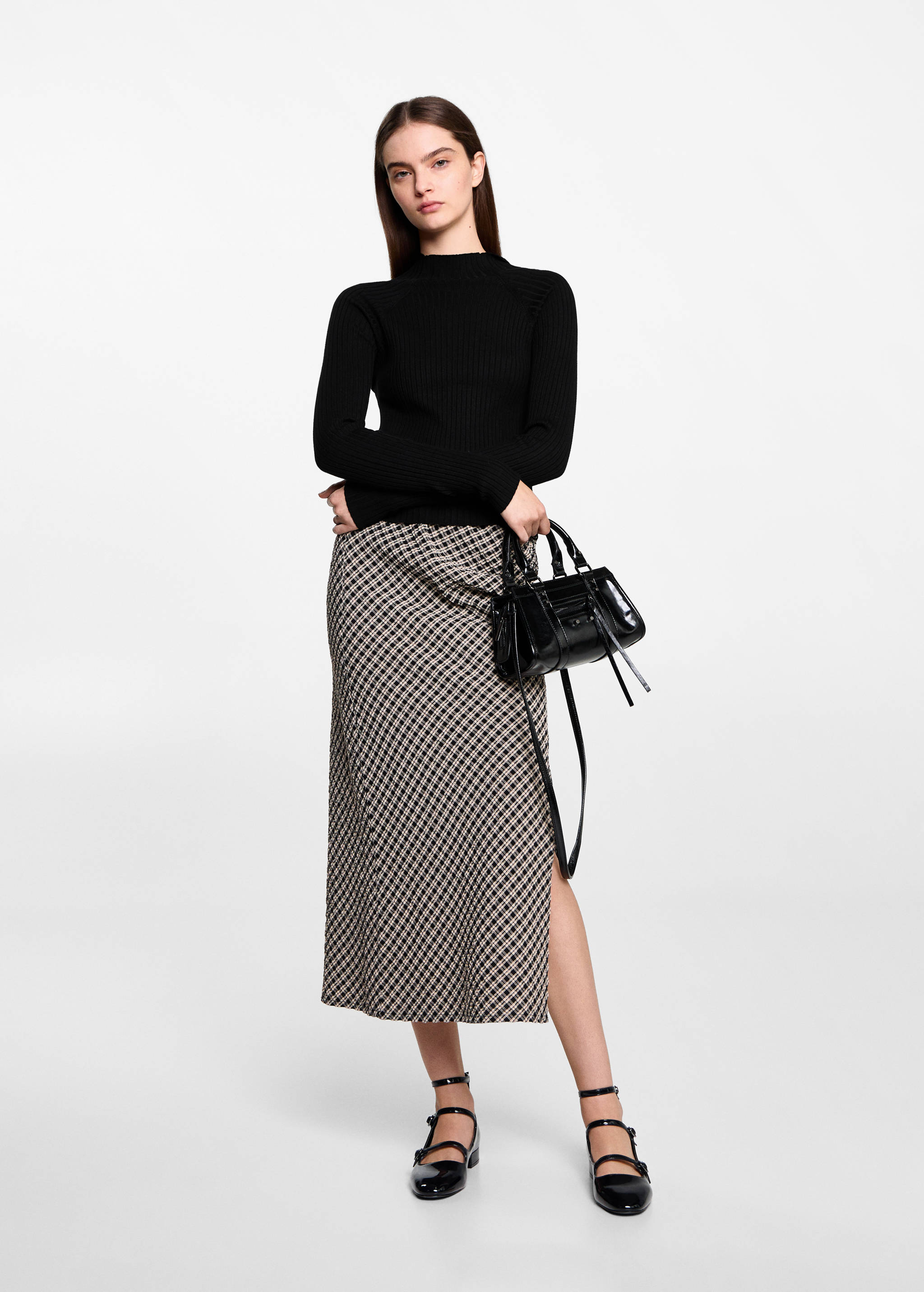 Turtleneck ribbed sweater - General plane