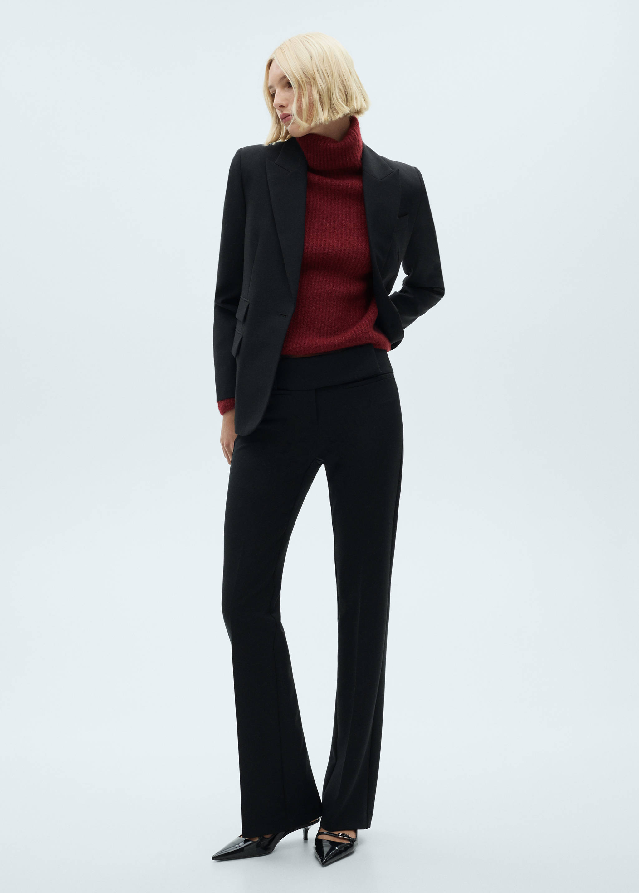 Turtleneck knitted sweater - General plane