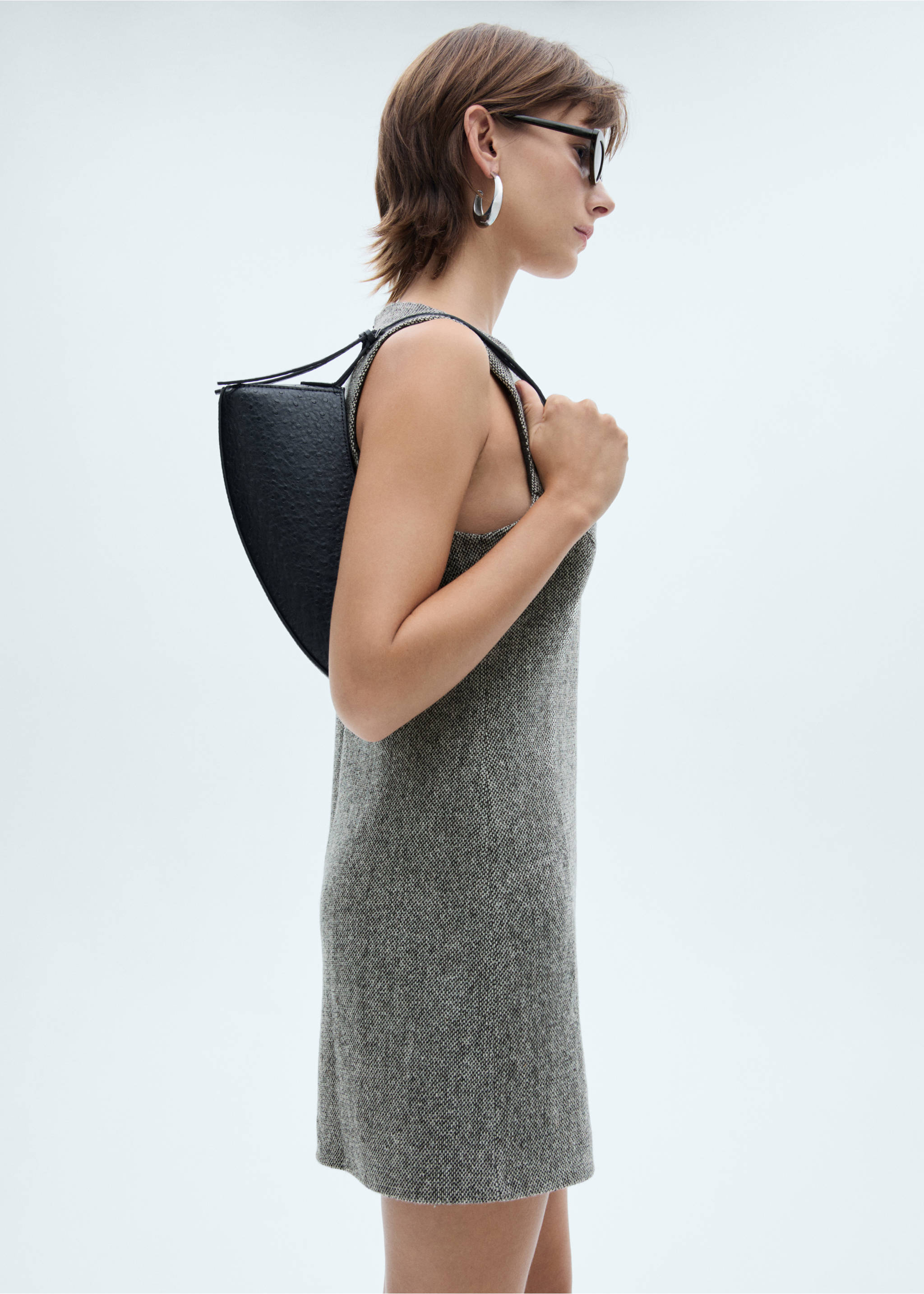 Wollkleid mit Schnallendetail - Mittlere Ansicht, Grau. Ref: 77048282-00.