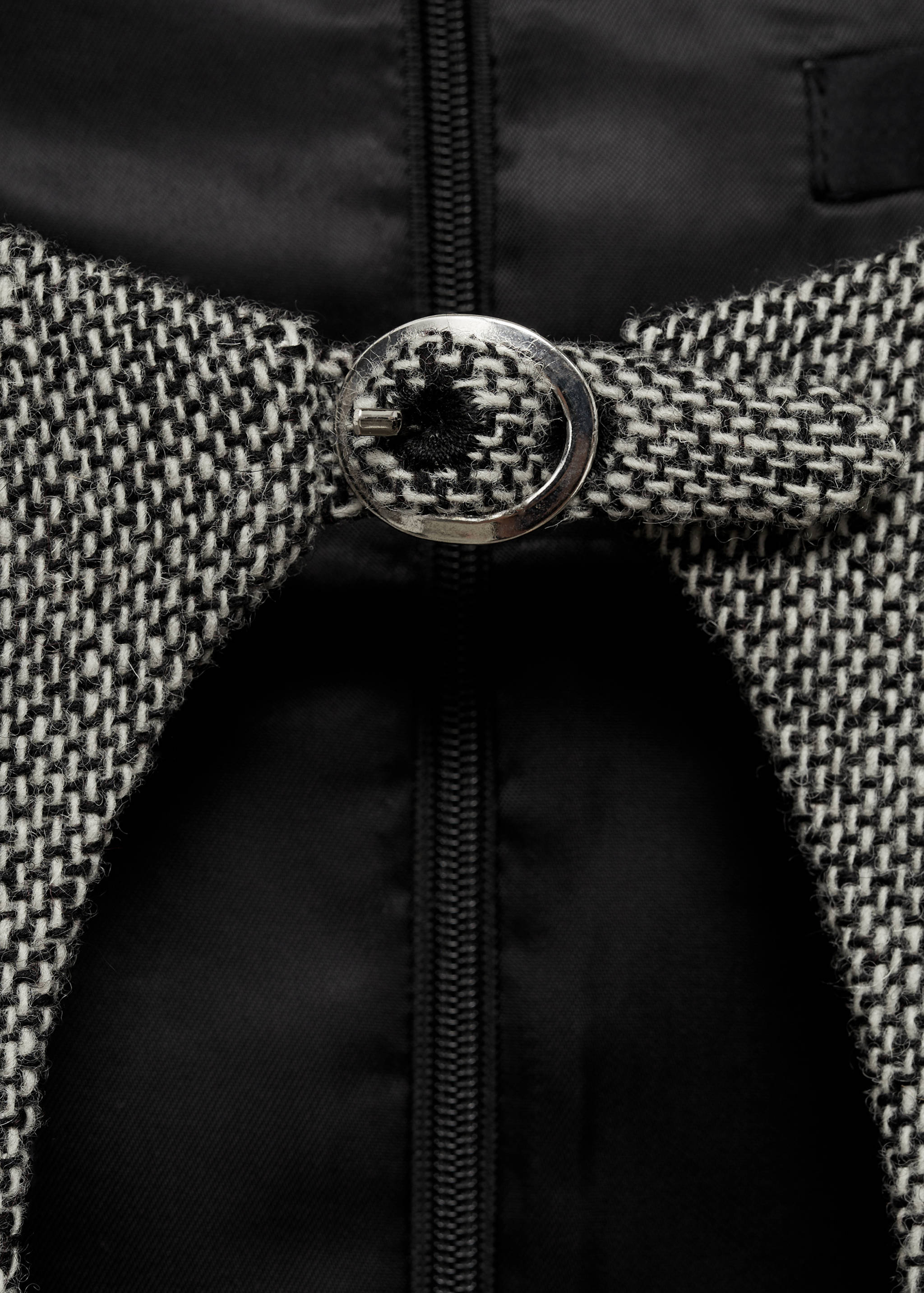 Wollkleid mit Schnallendetail - Detail des Artikels 8
