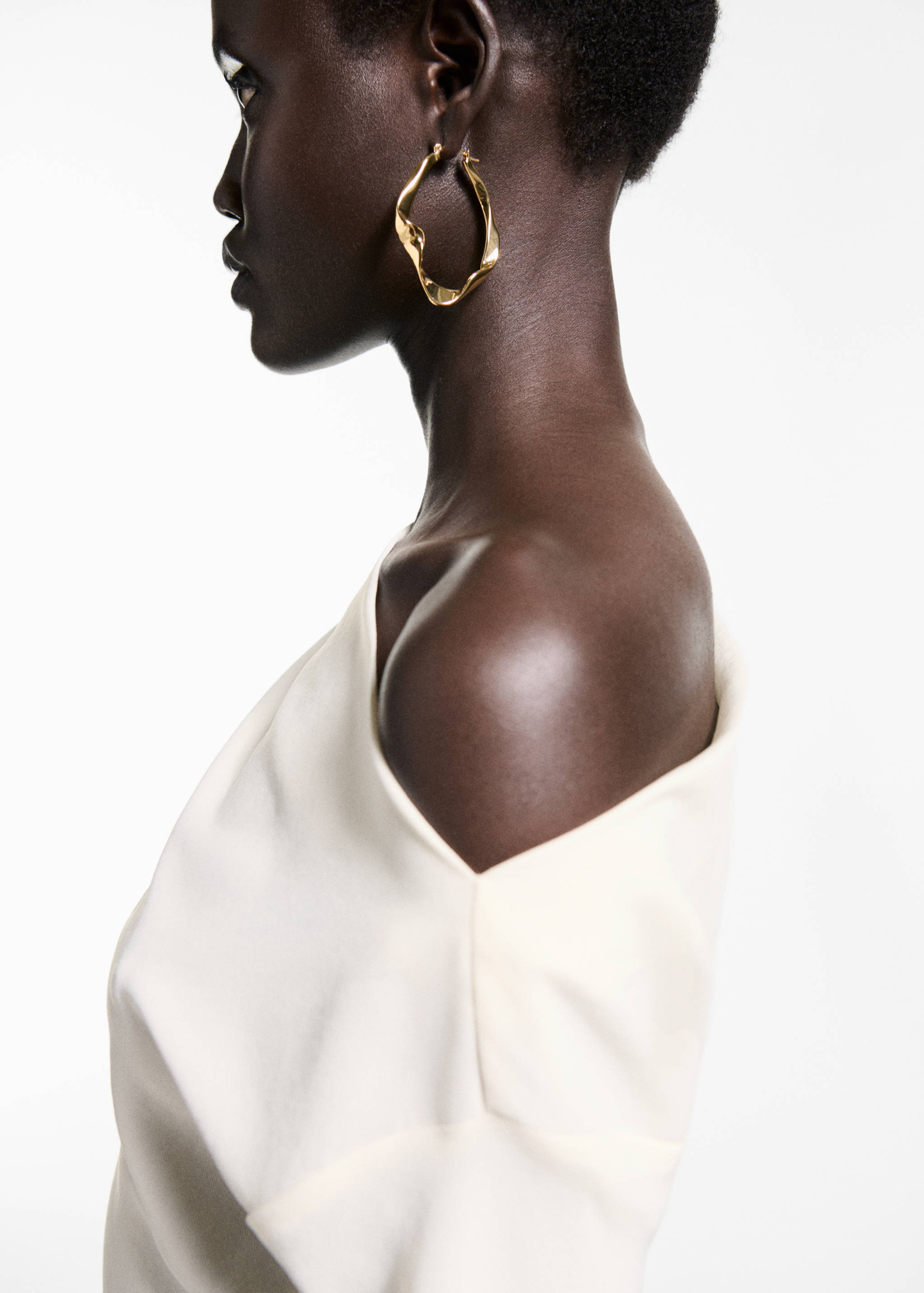 Asymmetrische Bluse mit gerafftem Detail - Detail des Artikels 1