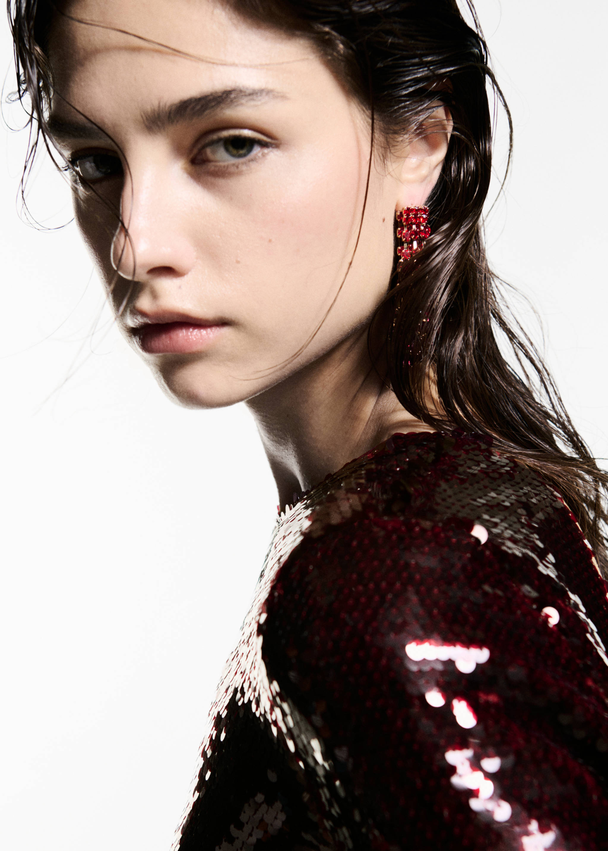 Scoop-back sequin dress - Details of the article 1