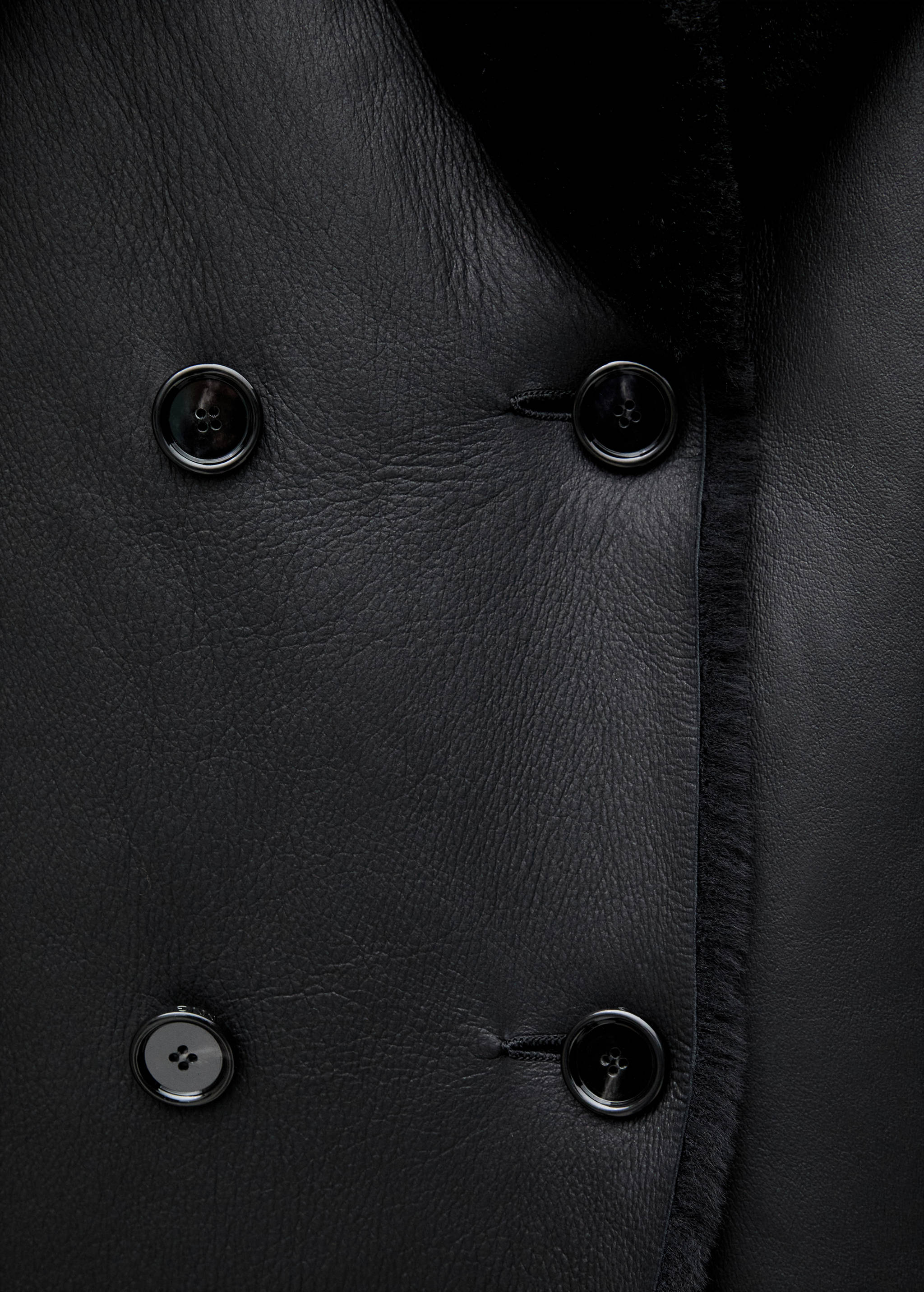 Double-breasted leather coat - Details of the article 0