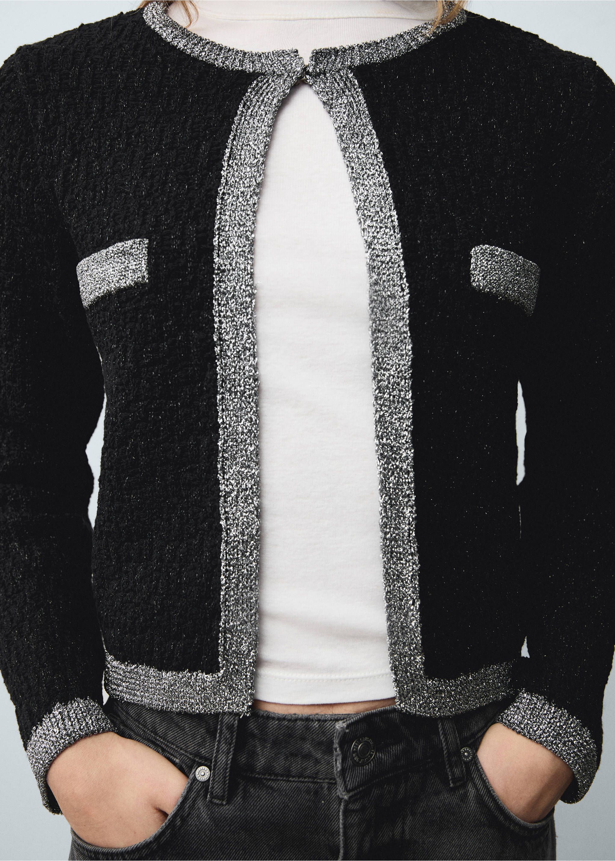 Knitted jacket with lurex detail - Details of the article 6, Black. Ref: 77049069-00.