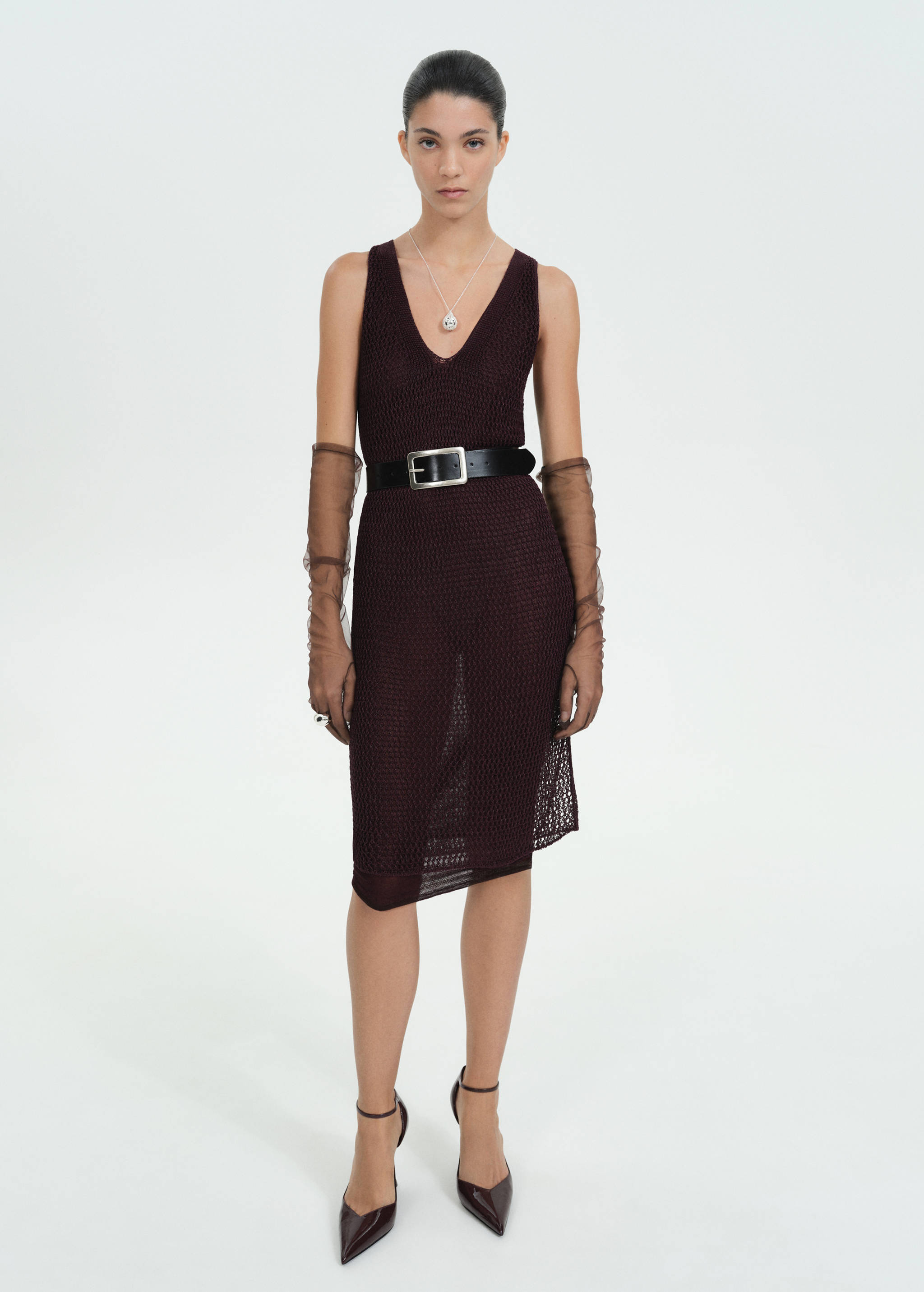 Hålstickad klänning lurex - Allmän bild