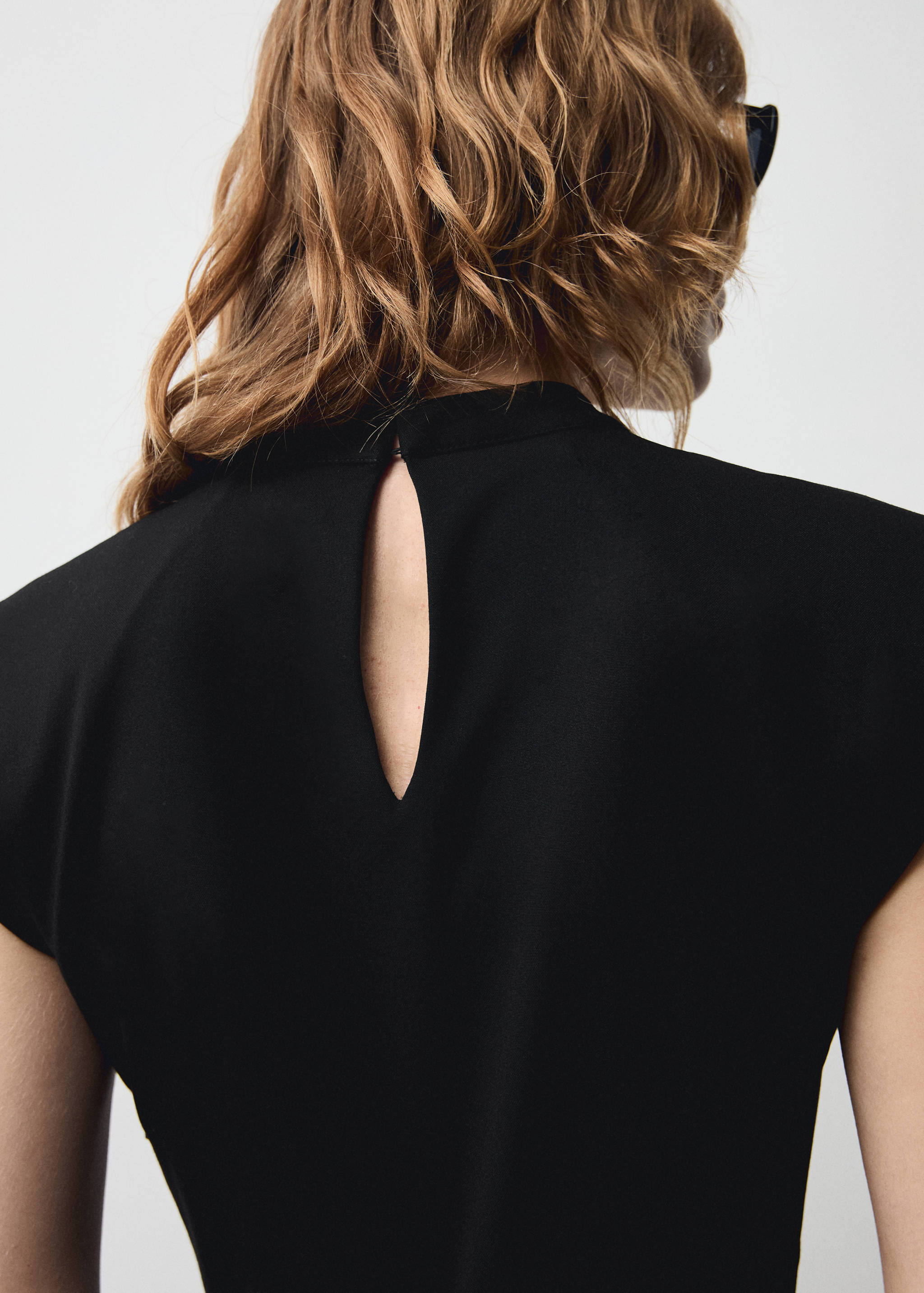 Robe asymétrique ceinture - Détail de l'article 6