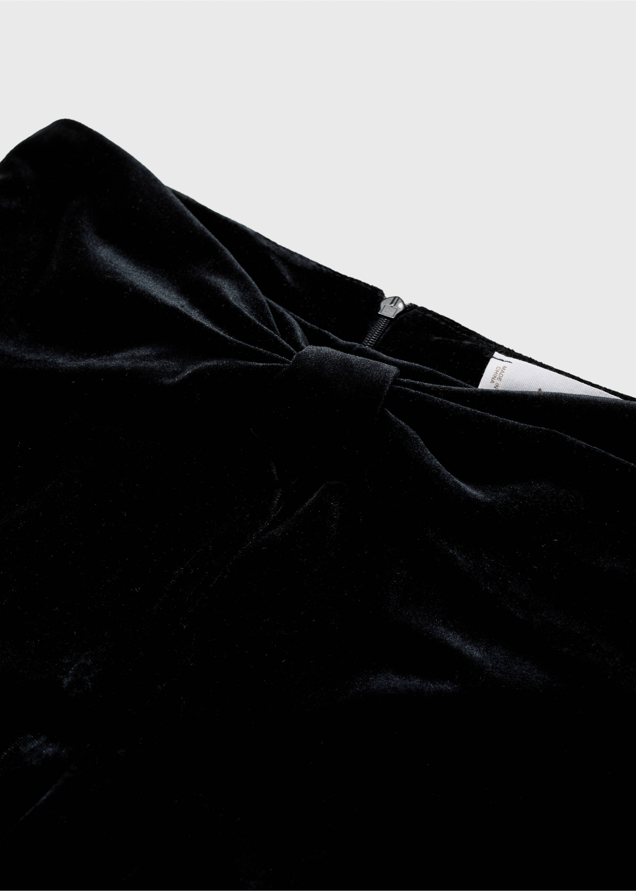 Pantalon velours - Détail de l'article 8, Noir. Ref: 77049232-00.