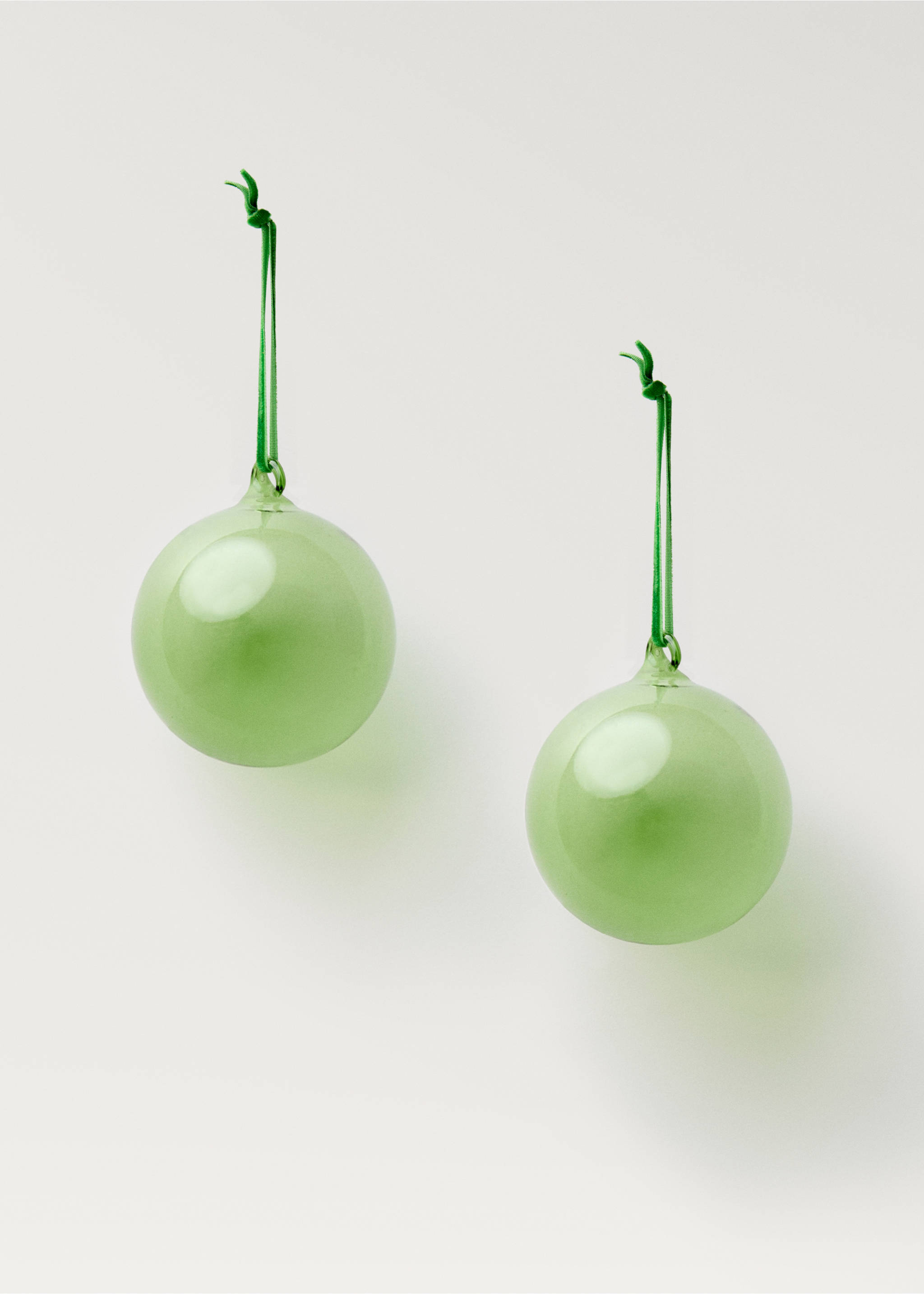 Christmas tree ball ornament - Article without model, Green. Ref: 77049236-00.