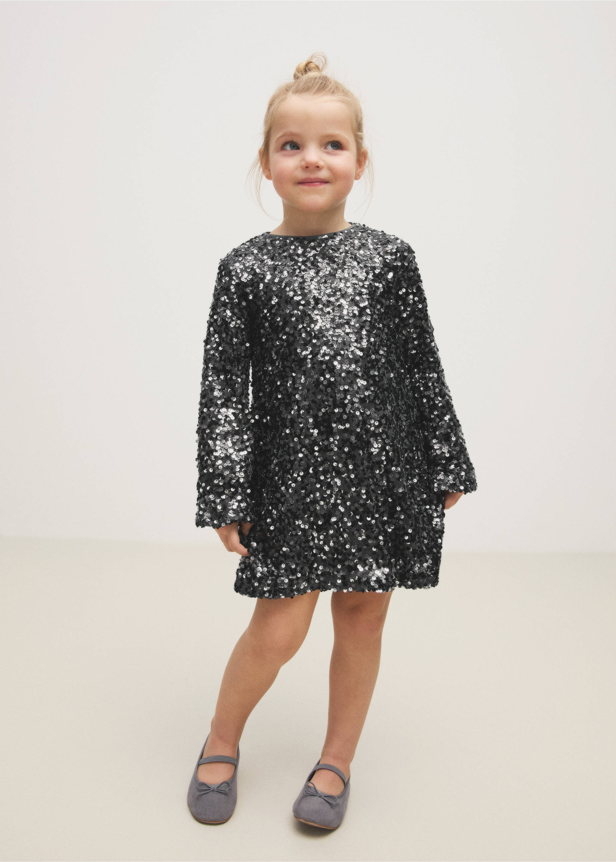 Vestido apliques lentejuelas - Detalle del artículo 5, Gris antracita. Ref: 77049237-00.