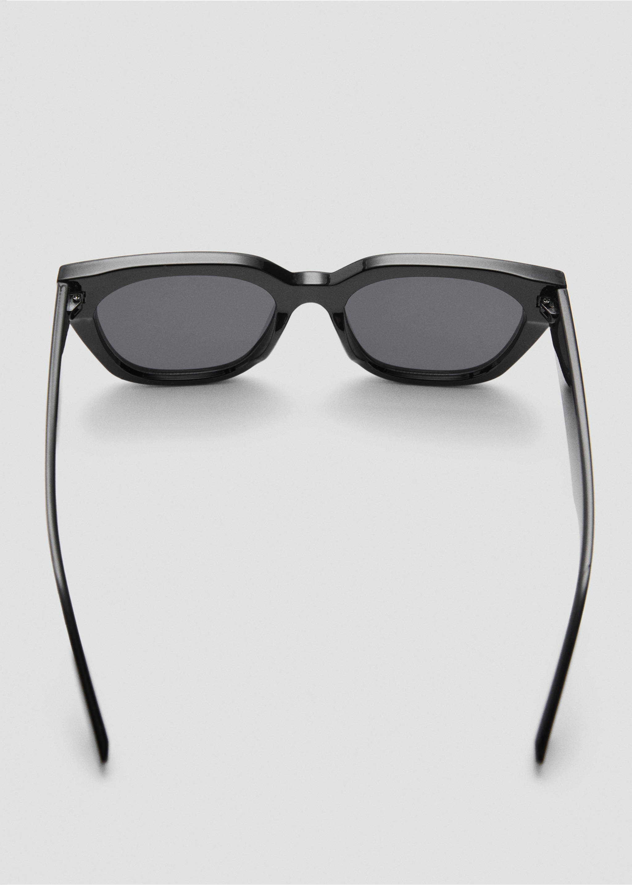 Squared frame sunglasses - Details of the article 1, Black. Ref: 77050228-00.