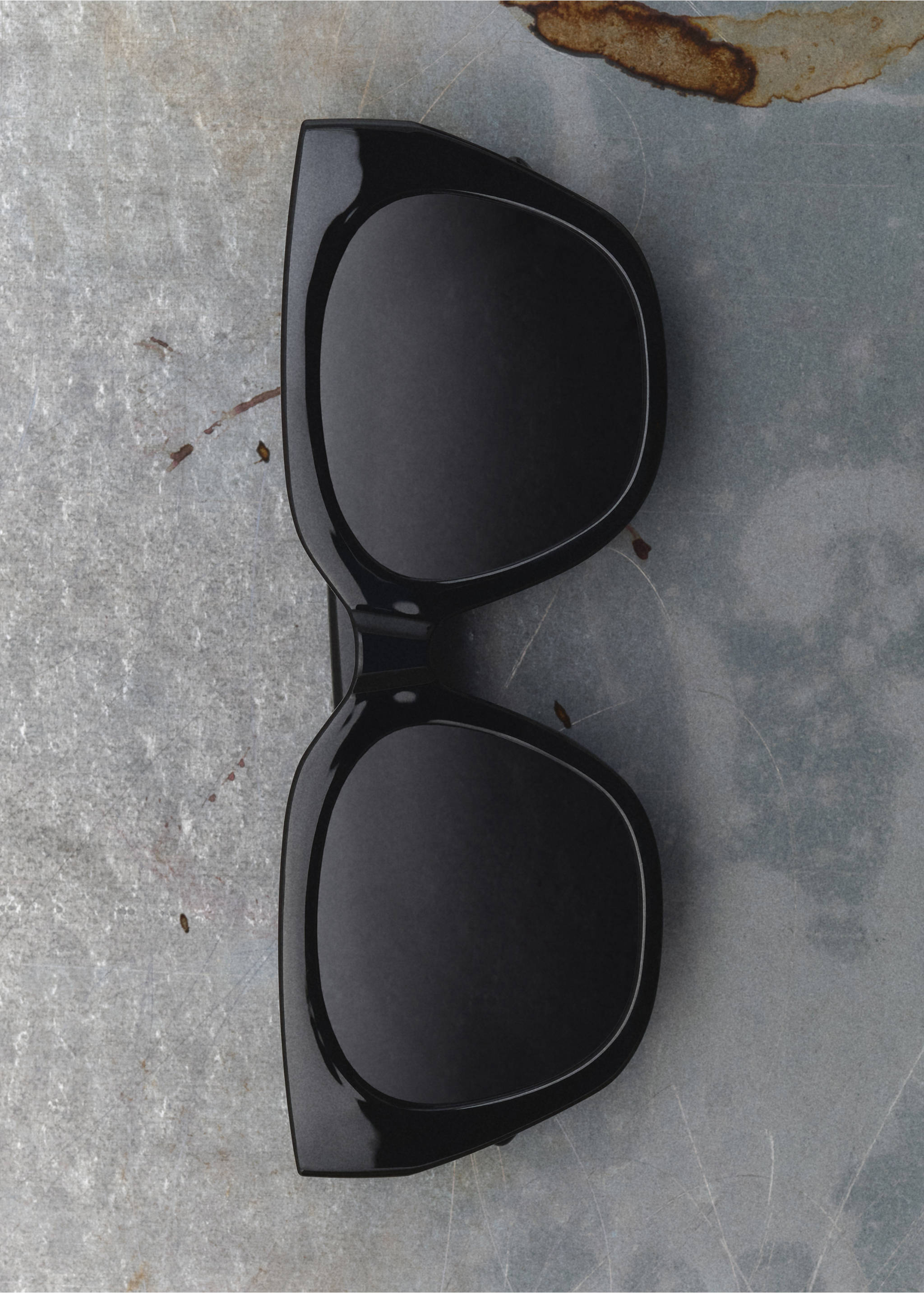 Squared frame sunglasses - Details of the article 6, Black. Ref: 77050228-00.