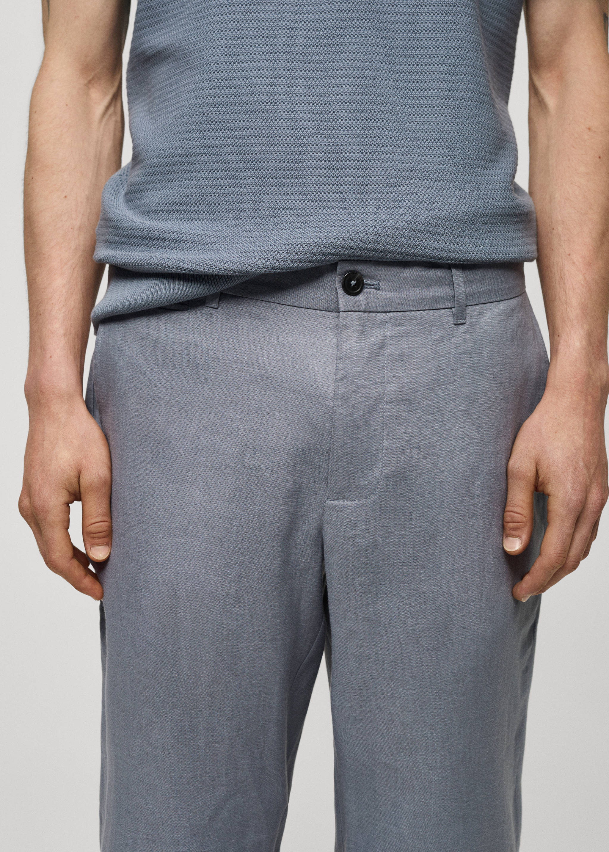 Slim-fit 100% linen pants - Details of the article 1