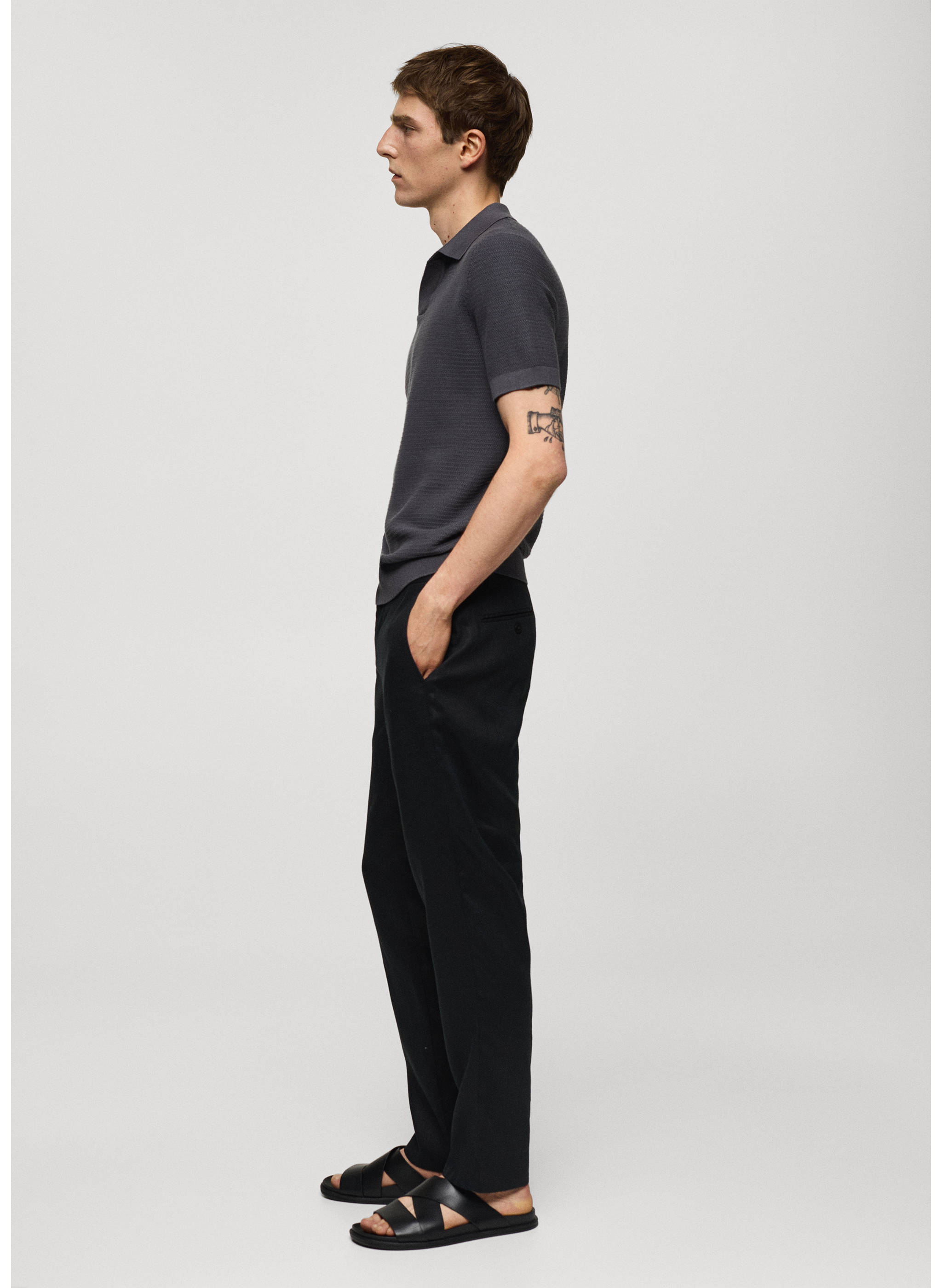 Slim-fit 100% linen pants - Details of the article 2