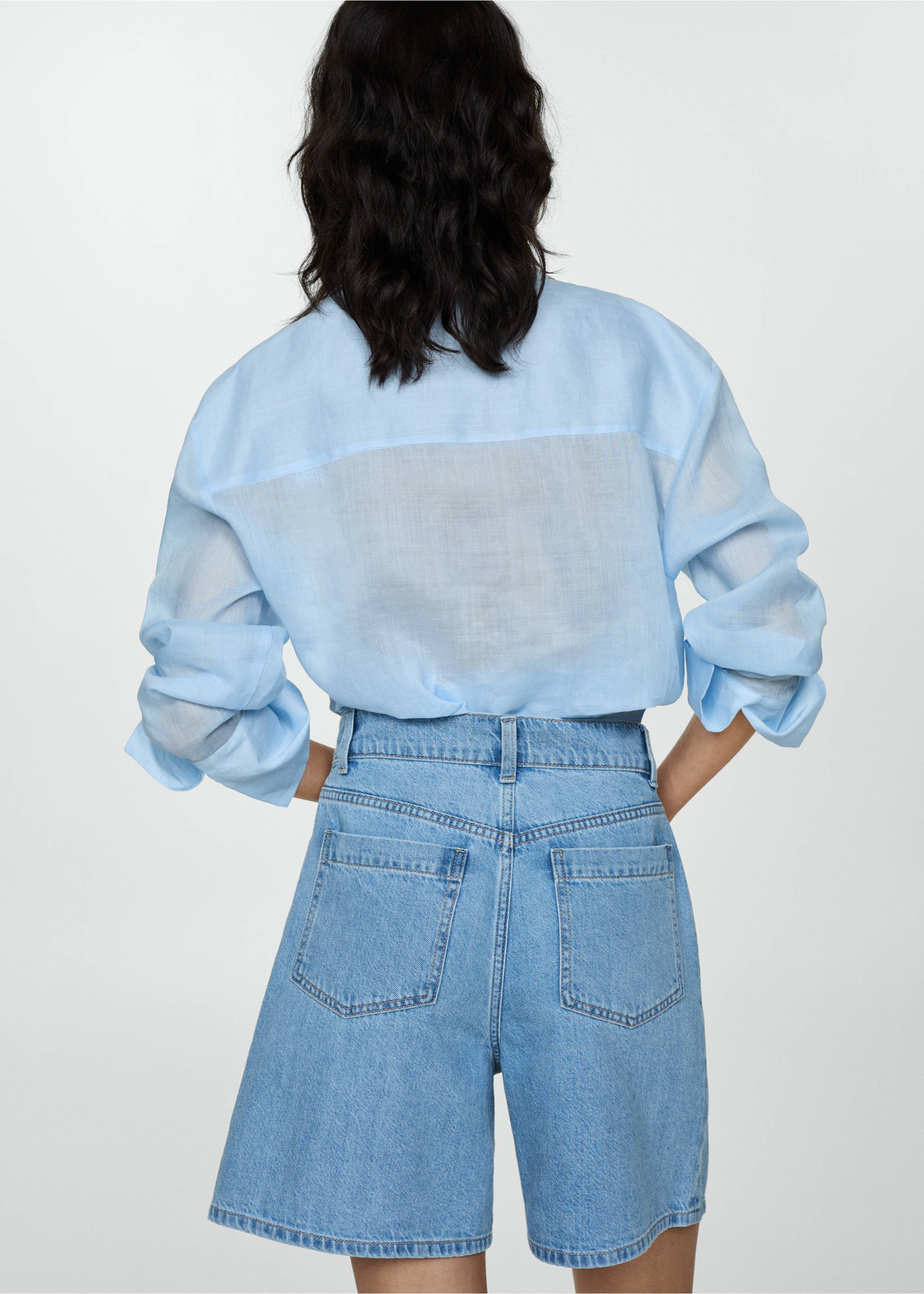 Denim shorts with pleats - Reverse of the article, Medium Blue. Ref: 77050253-00.