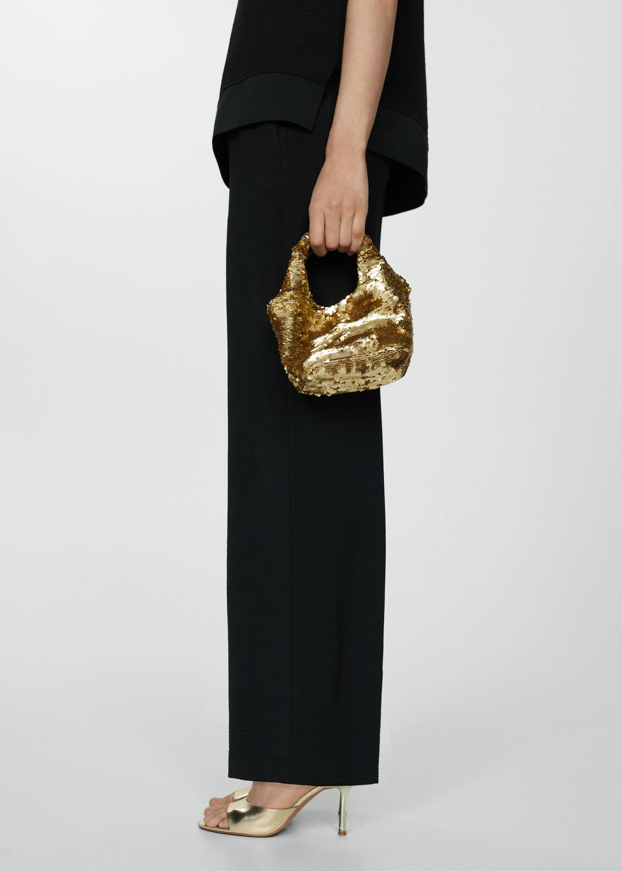 Løs bukse wideleg - Halvtotal bildeutsnitt