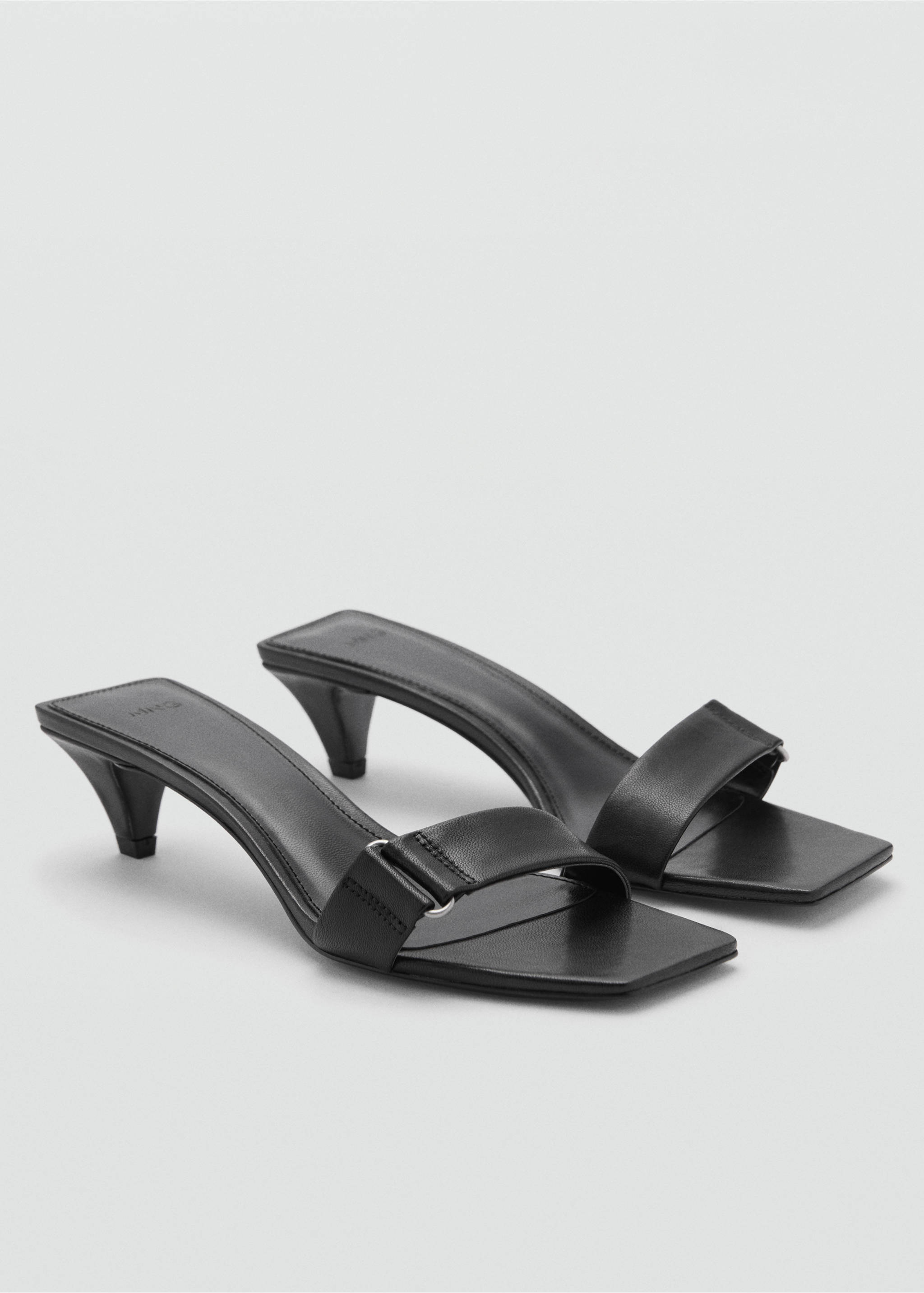 Heel leather sandals - Medium plane, Black. Ref: 77050268-00.