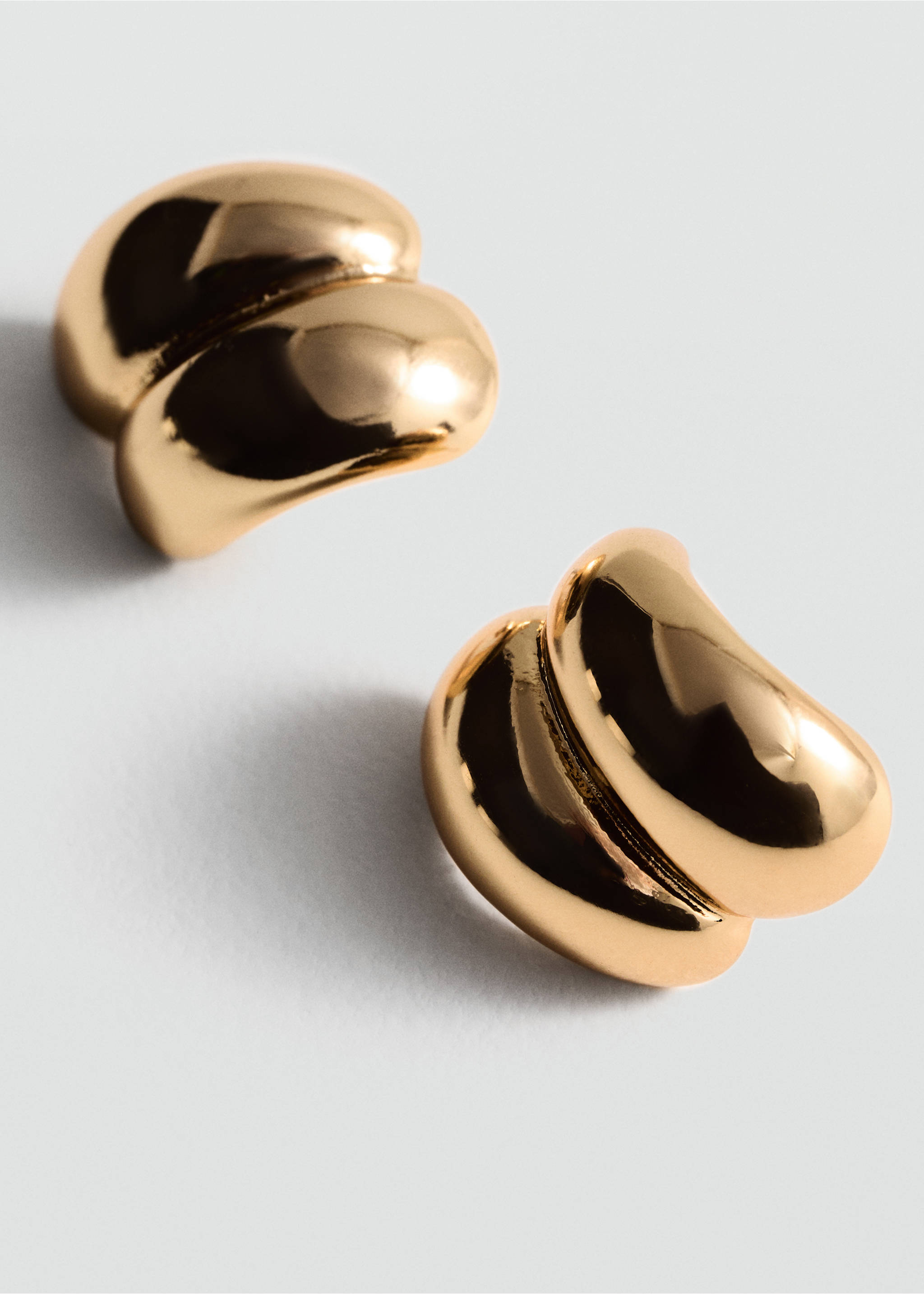 Doppelte Creolen - Mittlere Ansicht, Gold. Ref: 77050269-00.