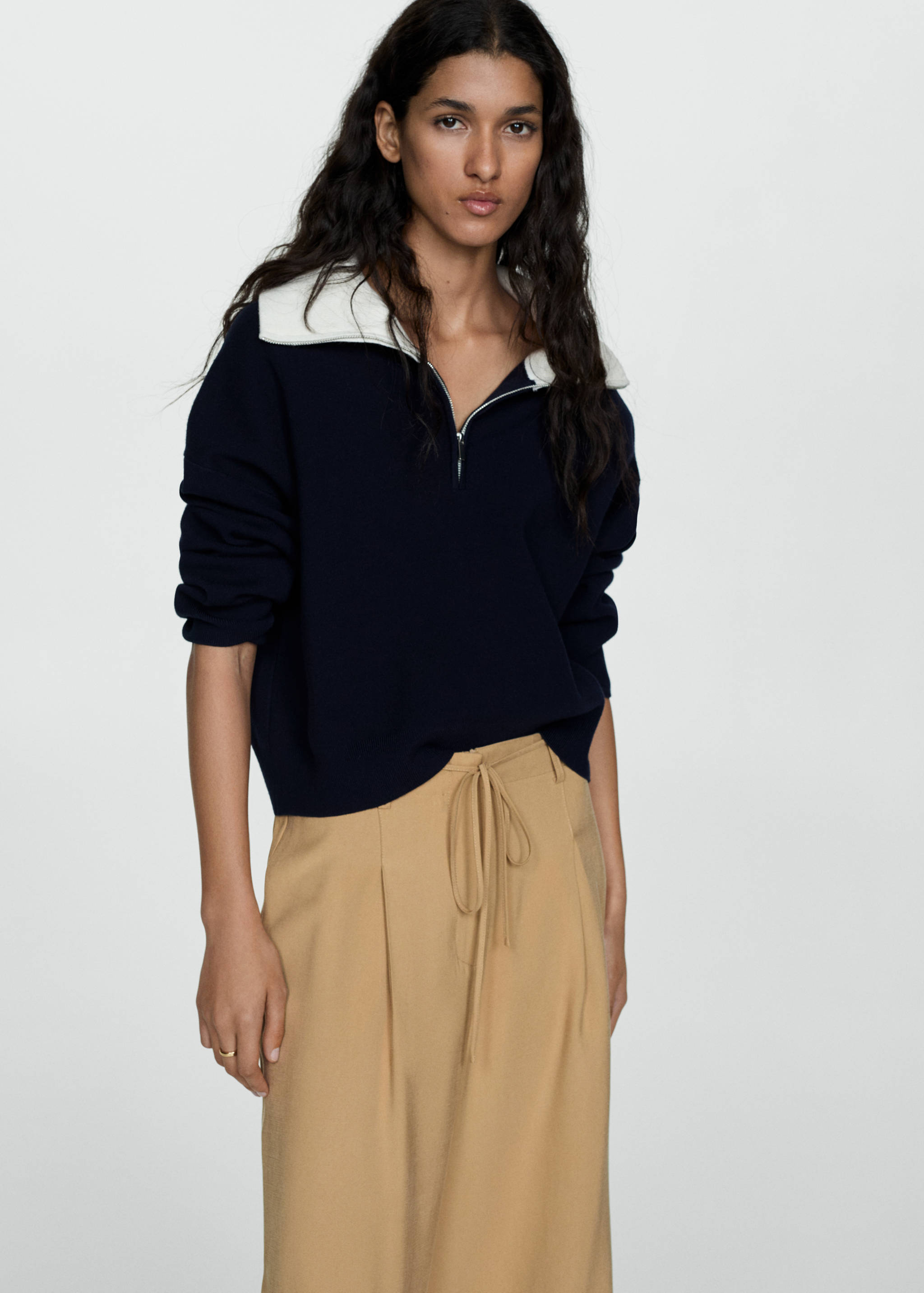 Wide leg trousers with elastic waist - Details of the article 1