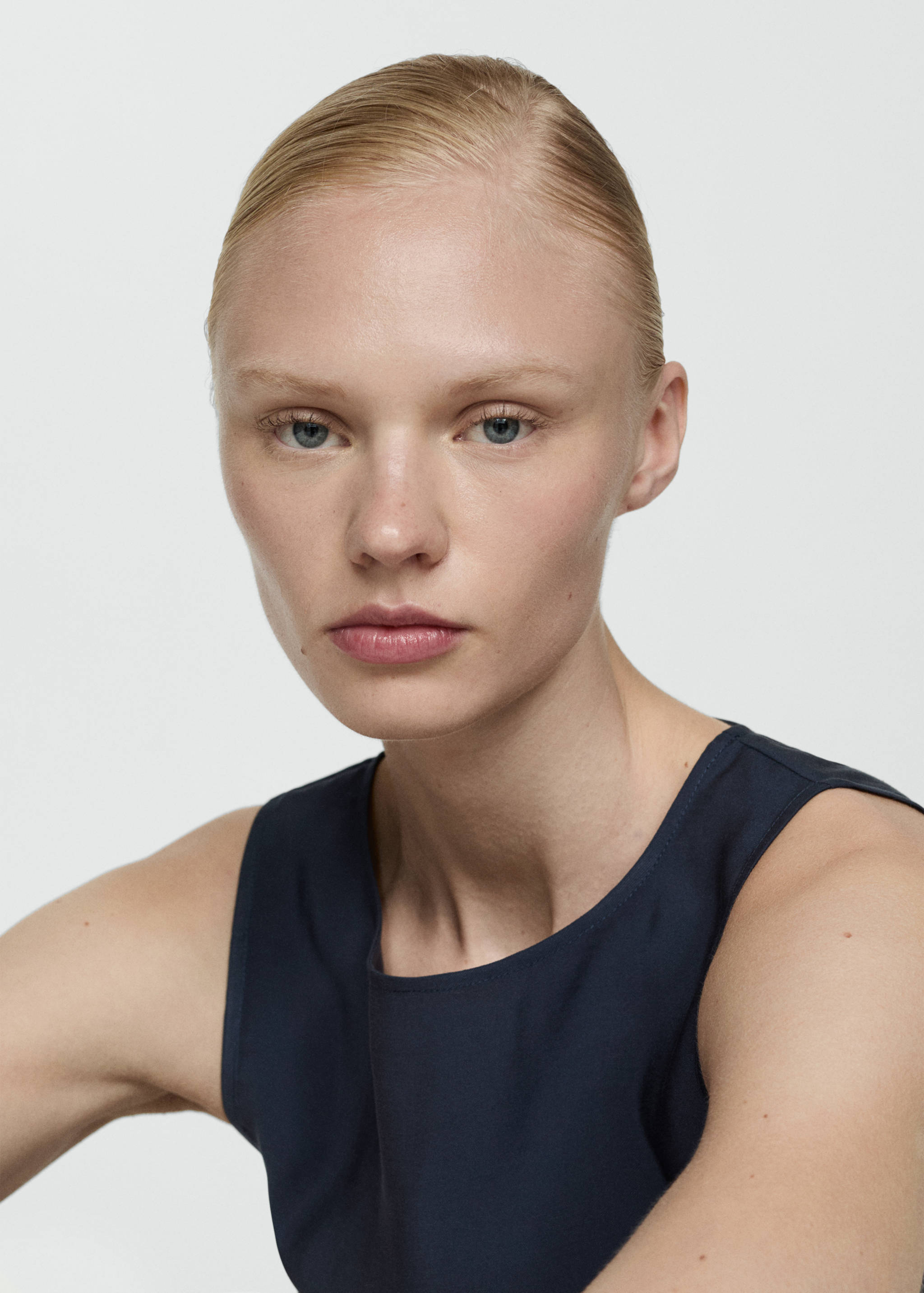 Top fluido alças - Pormenor do artigo 1