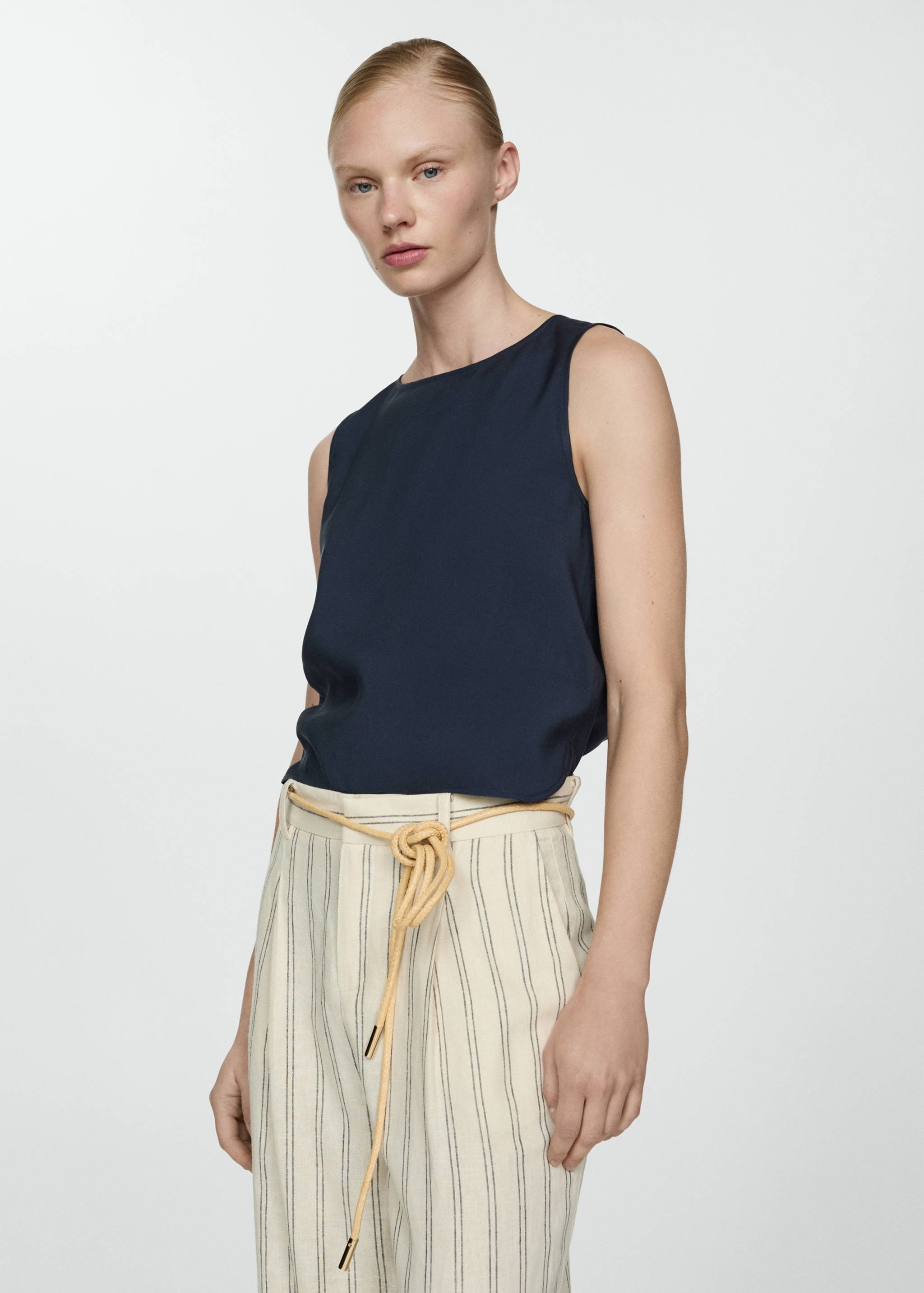 Top fluido alças - Pormenor do artigo 2