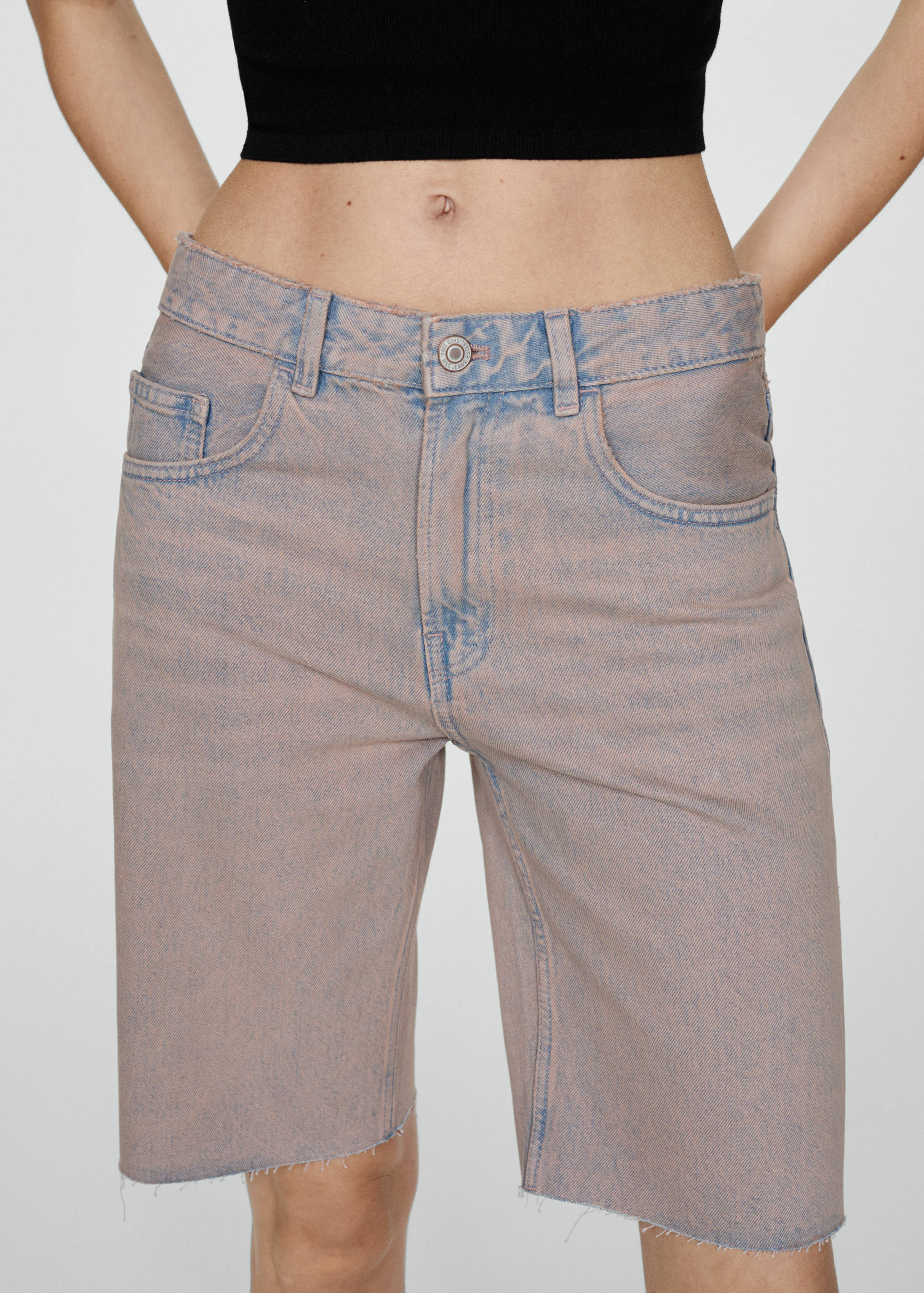 Jeans-Bermudashorts mit Washed-Out-Effekt - Detail des Artikels 6