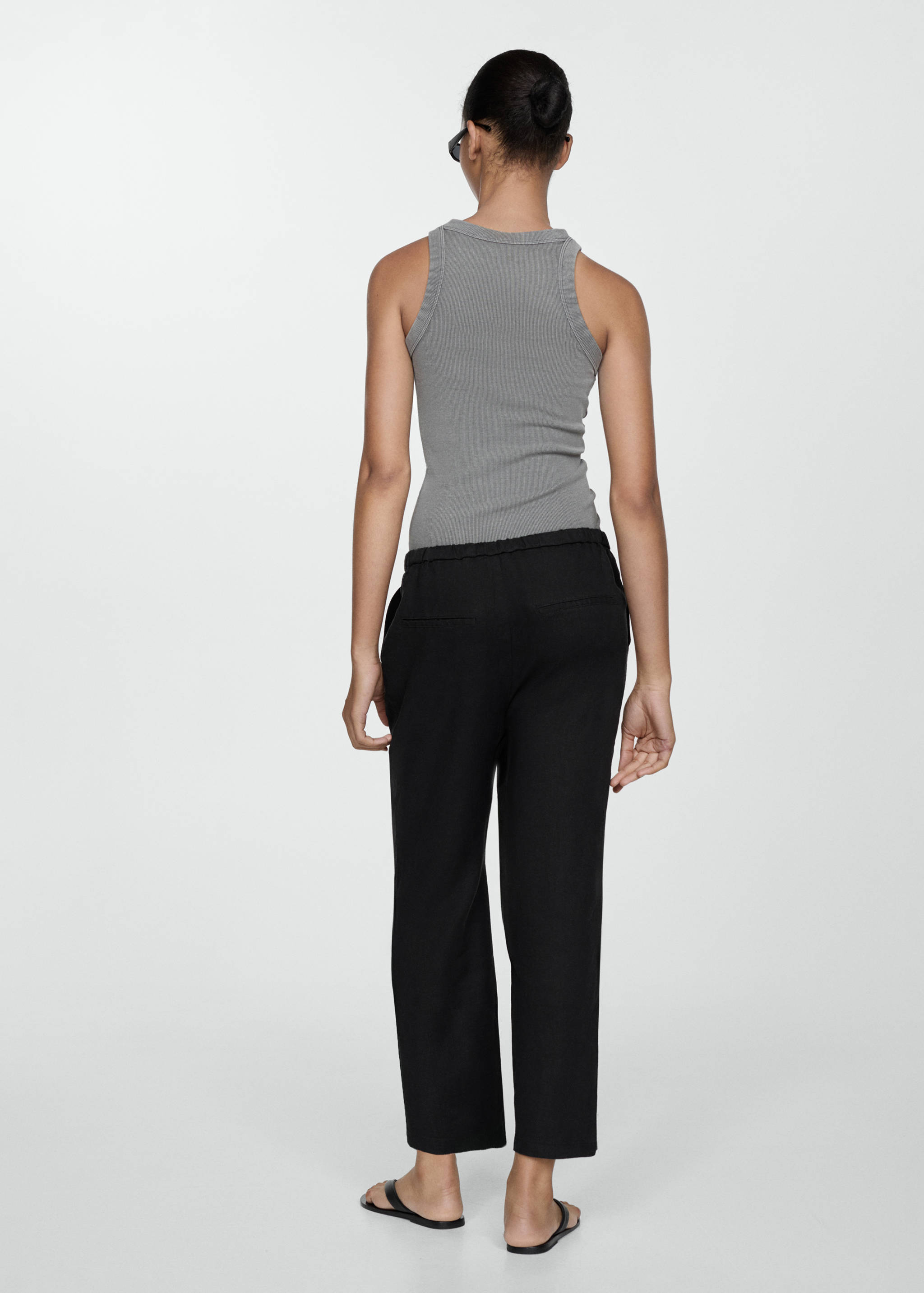 Linen jogger pants - Reverse of the article