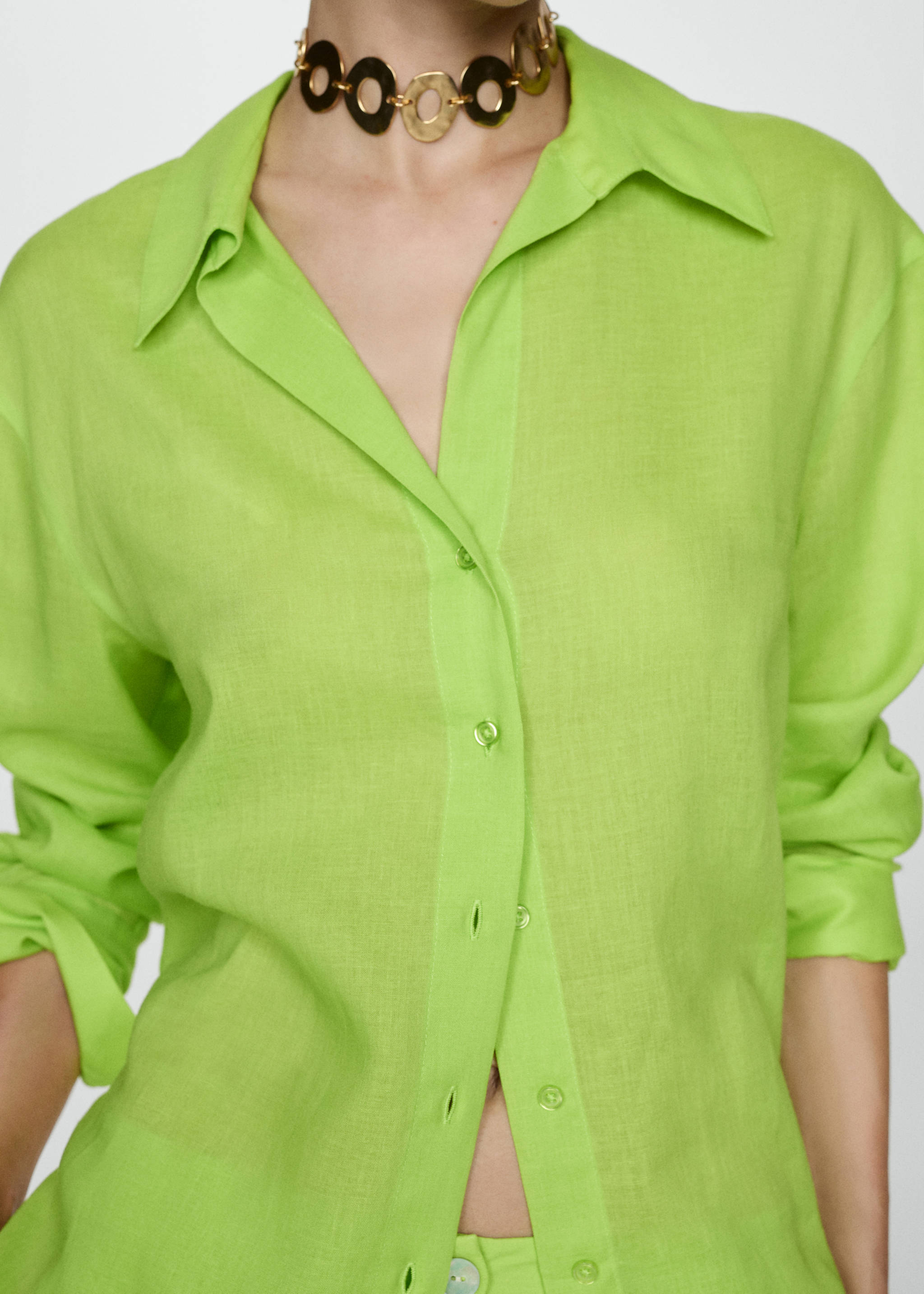 Camisa manga larga lyocell - Plano medio