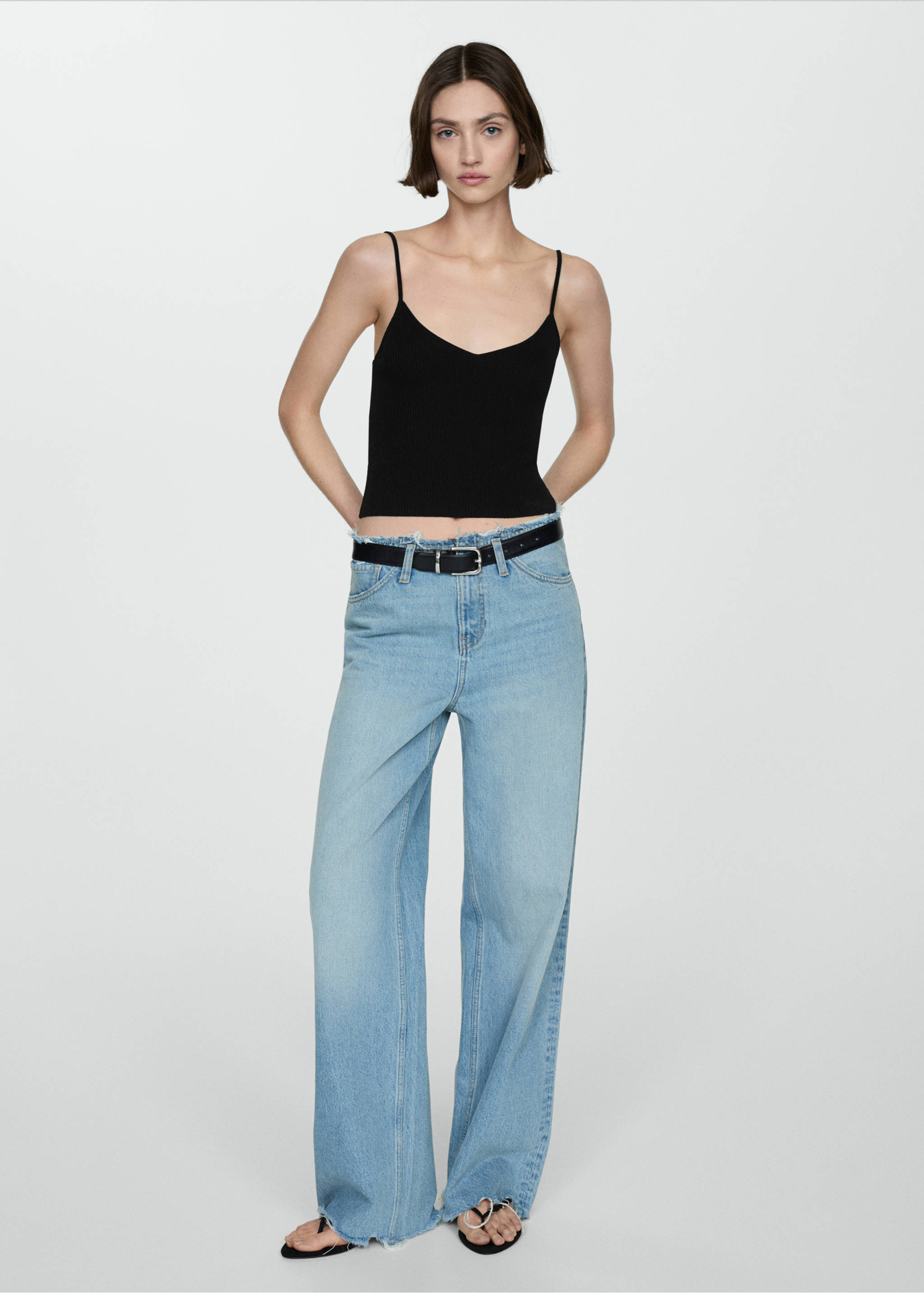 Top maille côtelée bretelles fines - Plan général, Noir. Ref: 77050340-00.