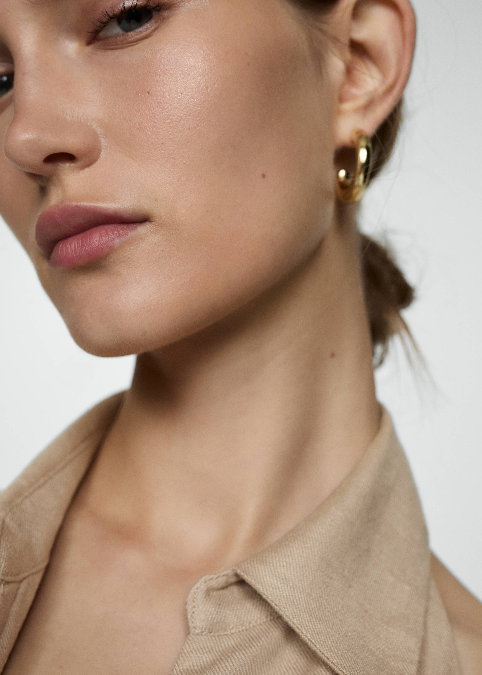 Jurk met polokraag en split - Detail van het artikel 1