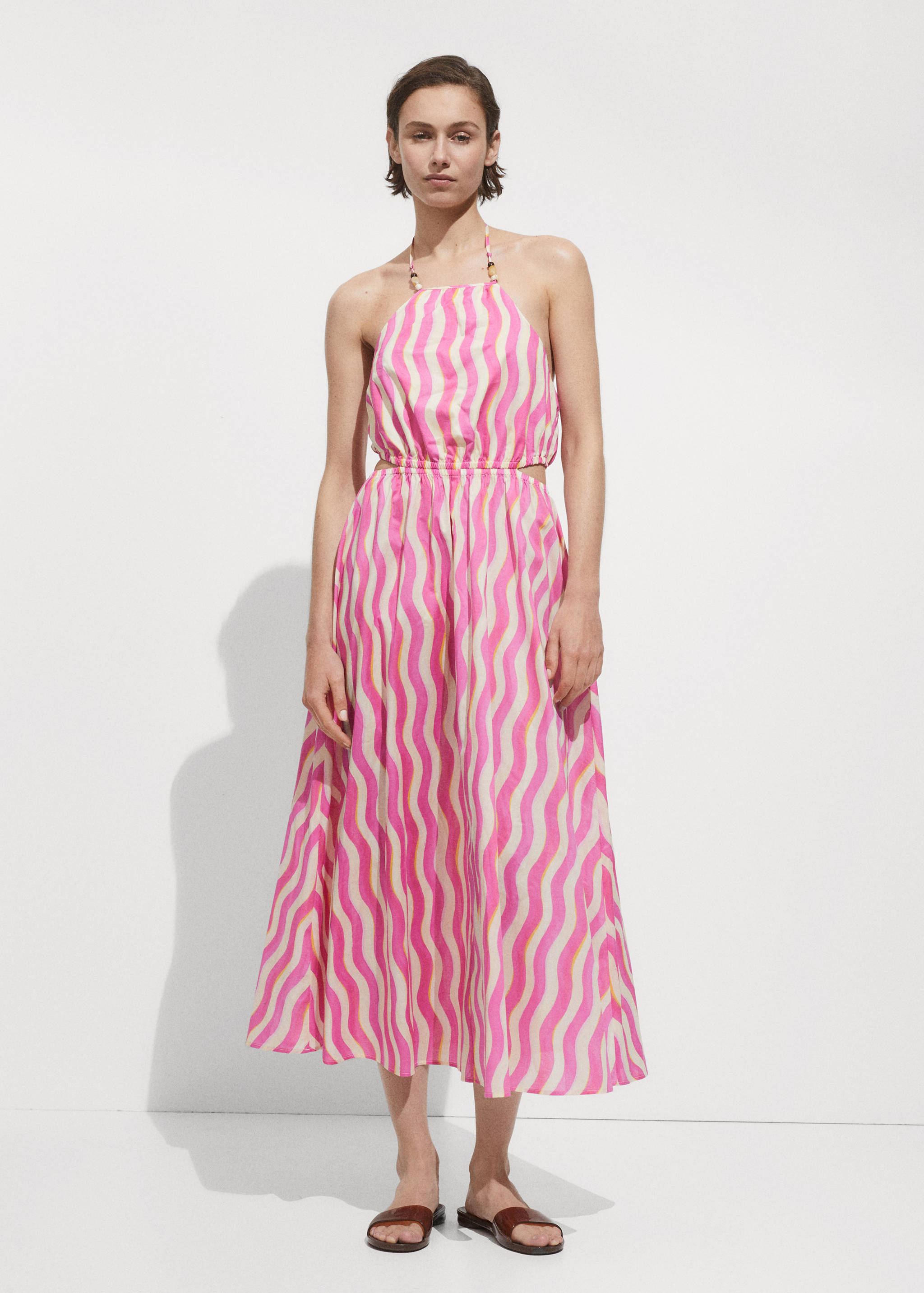Gemustertes Kleid mit Cut-Out-Details - Allgemeine Ansicht