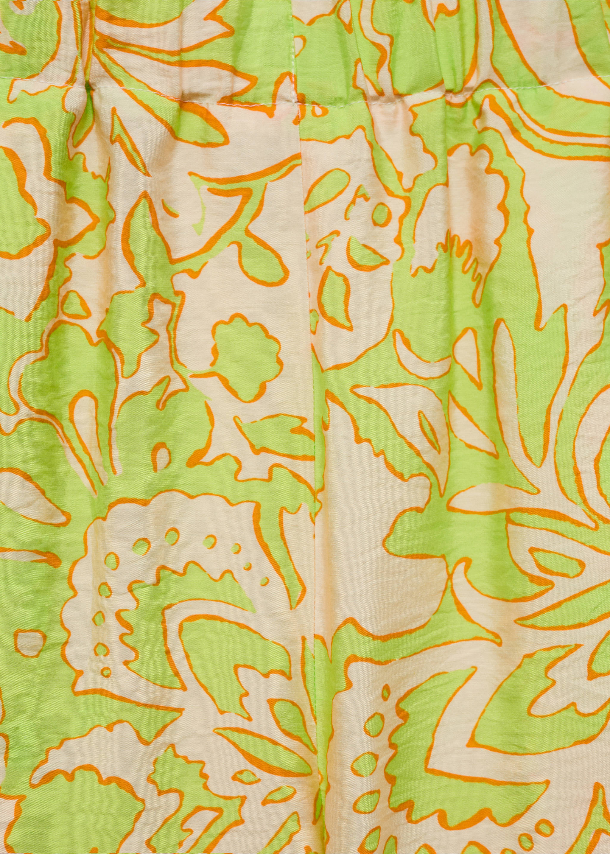 Printed fluid shorts - Details of the article 0, Lime. Ref: 77050347-00.