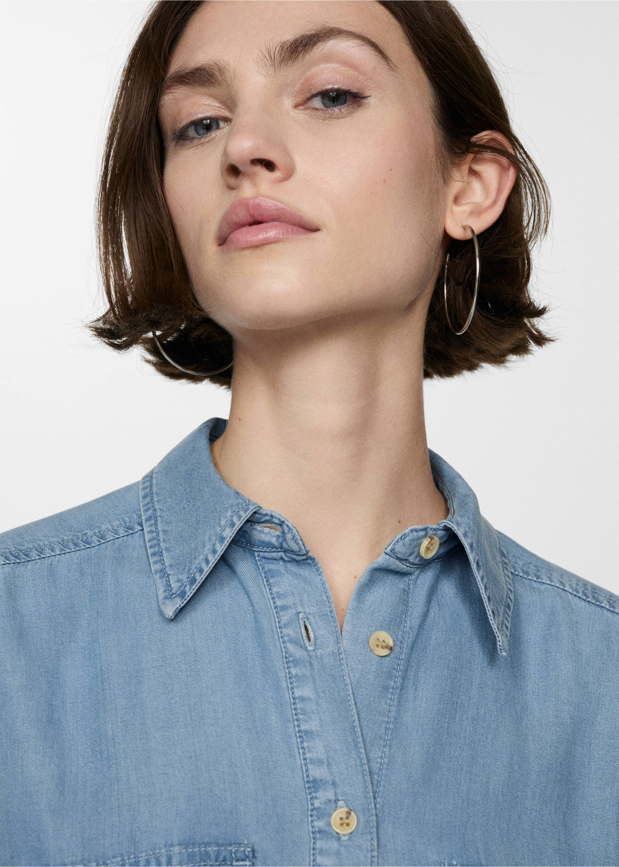 Lyocell sleeveless shirt - Details of the article 1, Light Blue. Ref: 77050368-00.