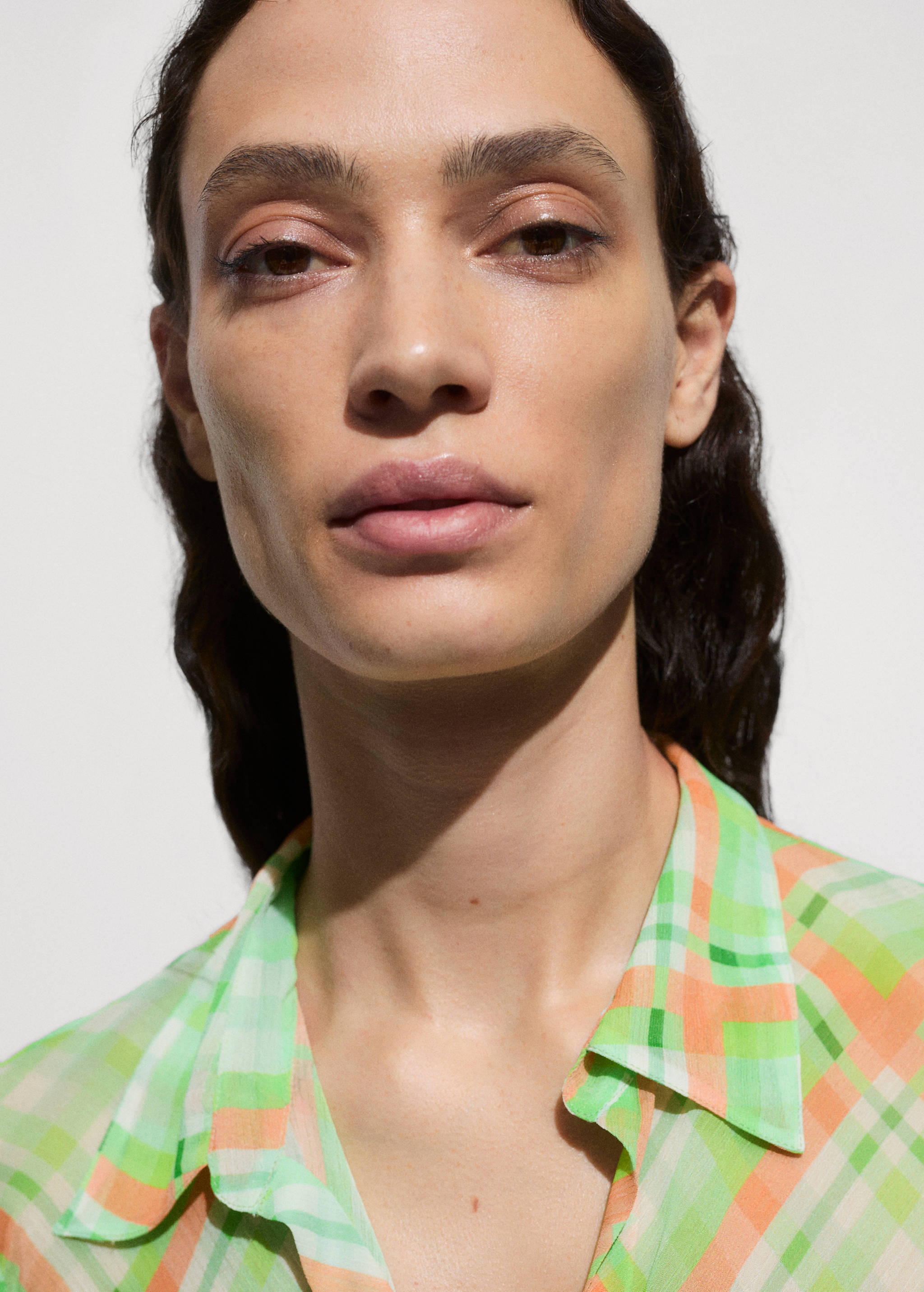 Check-print shirt - Details of the article 1