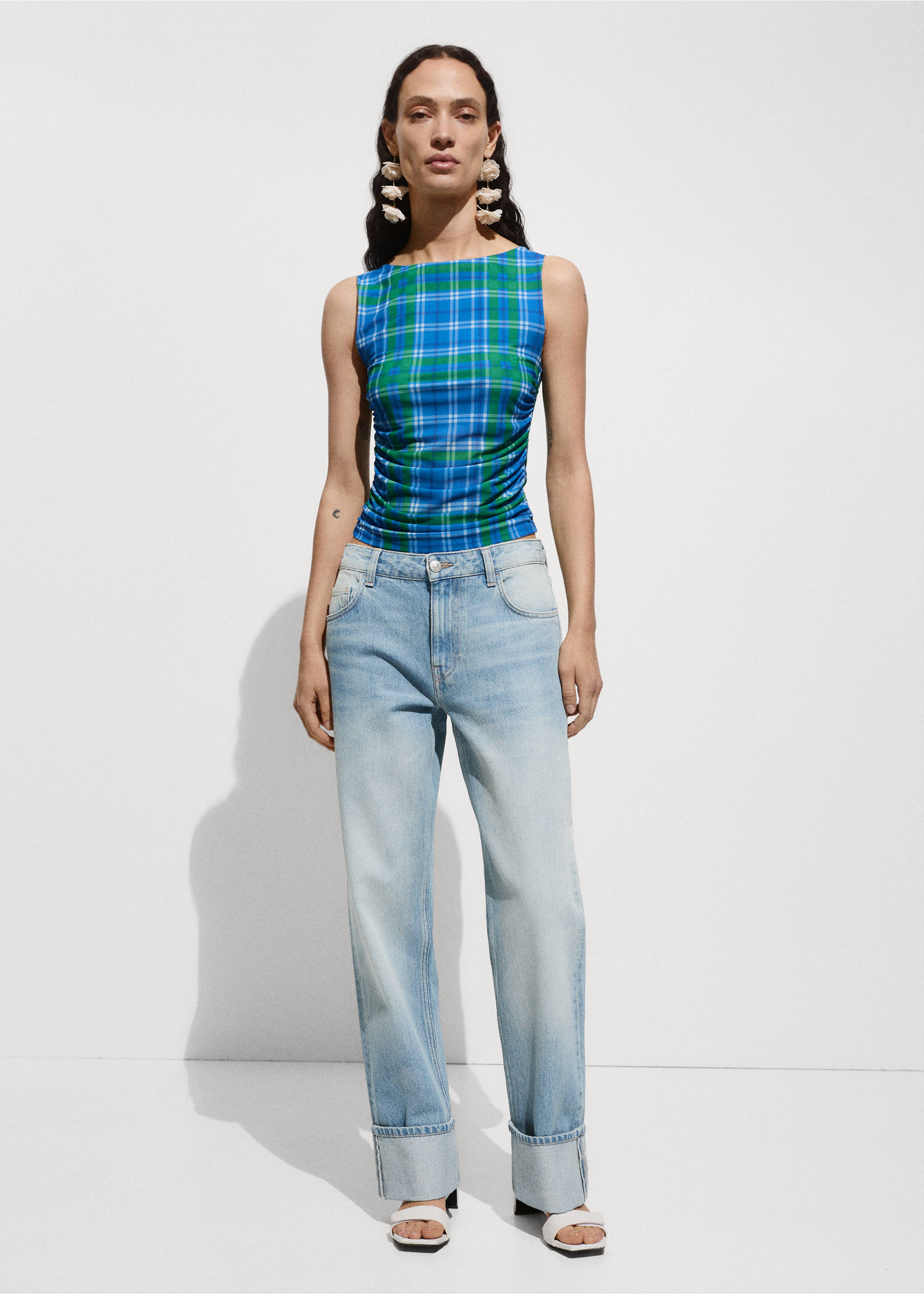 Gerade Jeans mit Umschlag - Allgemeine Ansicht, Hellblau. Ref: 77050386-00.